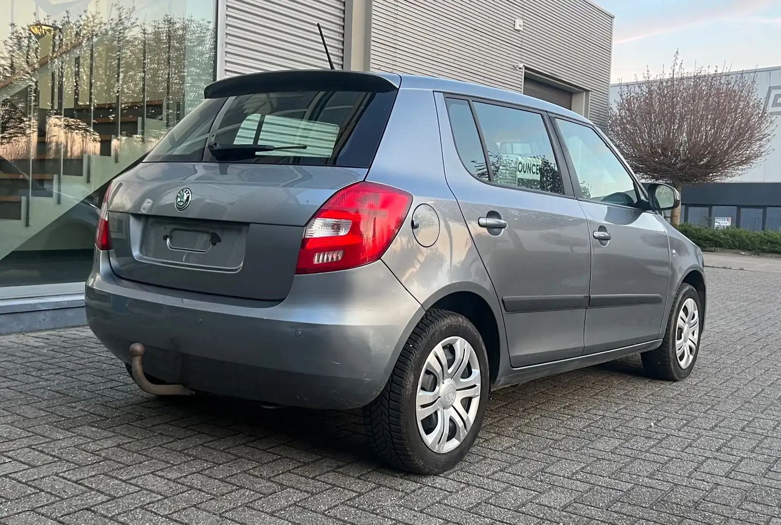 Skoda Superb FABIA 1.2 tdi 2012 full option Gris - 1