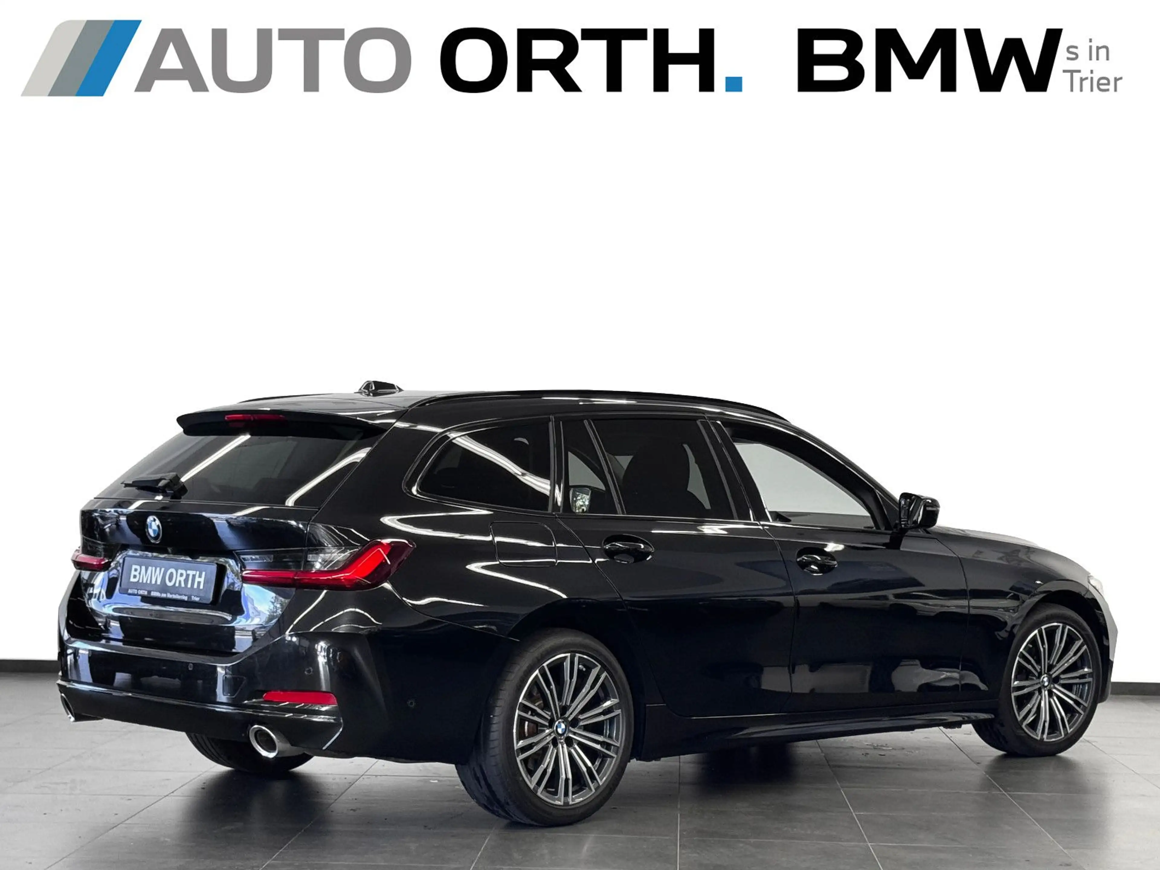 BMW 320 d Touring SP-AUT. CURVED SP.SITZ ACC HIFI 18" — photo 2