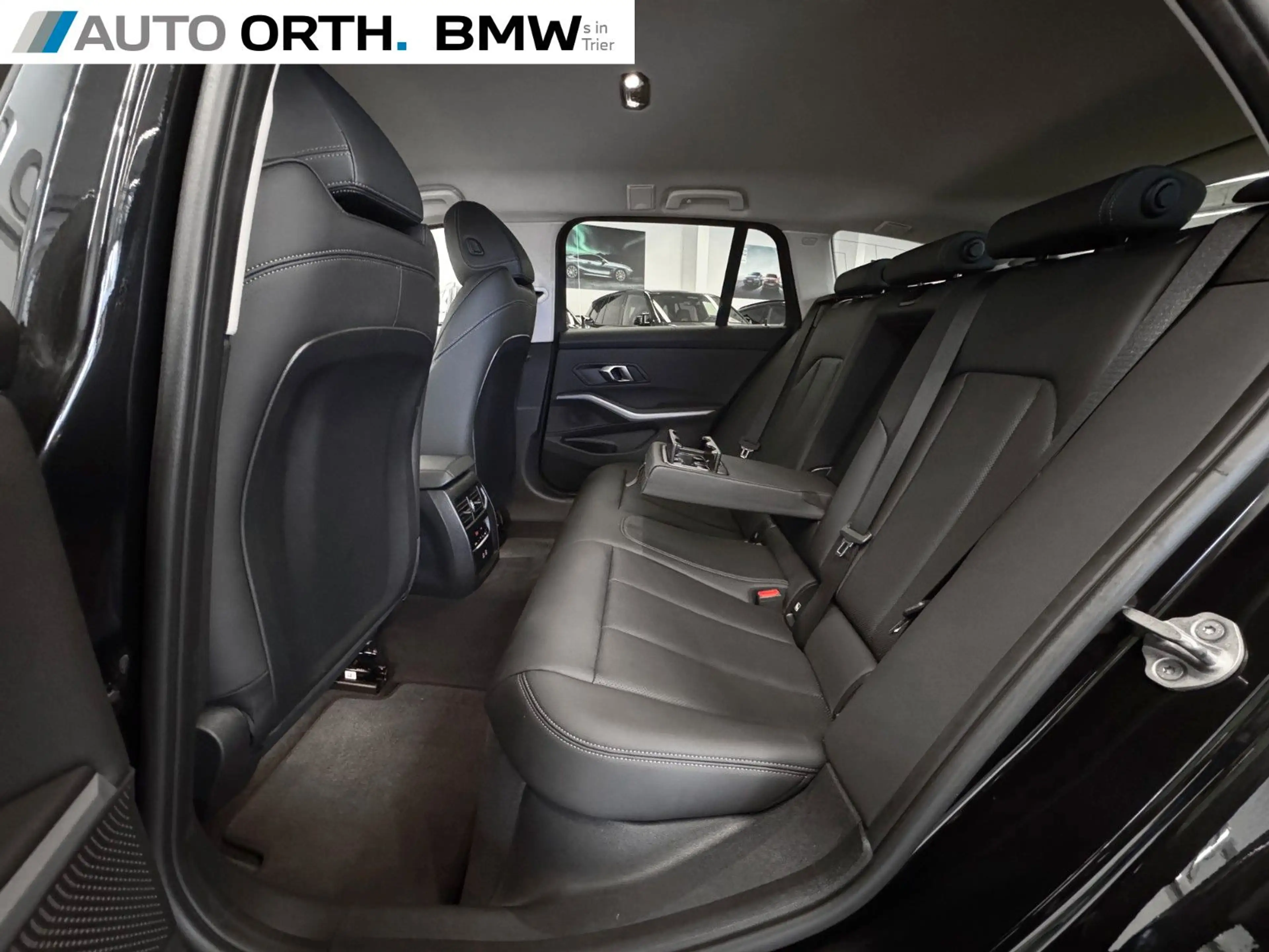 BMW 320 d Touring SP-AUT. CURVED SP.SITZ ACC HIFI 18" — photo 15