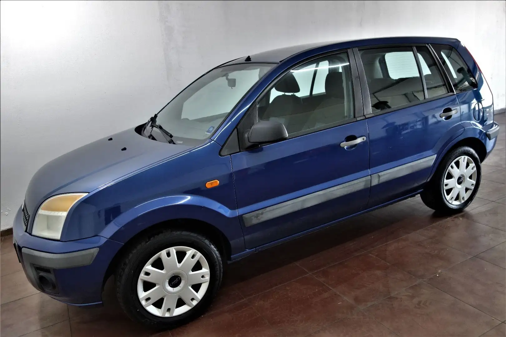 Ford Fusion 1.4 TDCI Fresh Klima/5-Gang/1-Hand/Servo Modrá - 2