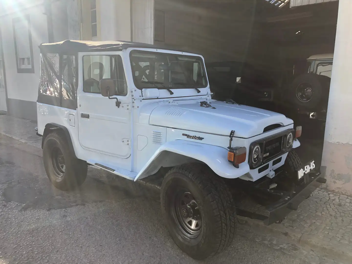 Toyota Land Cruiser Bj 40 Blue - 2