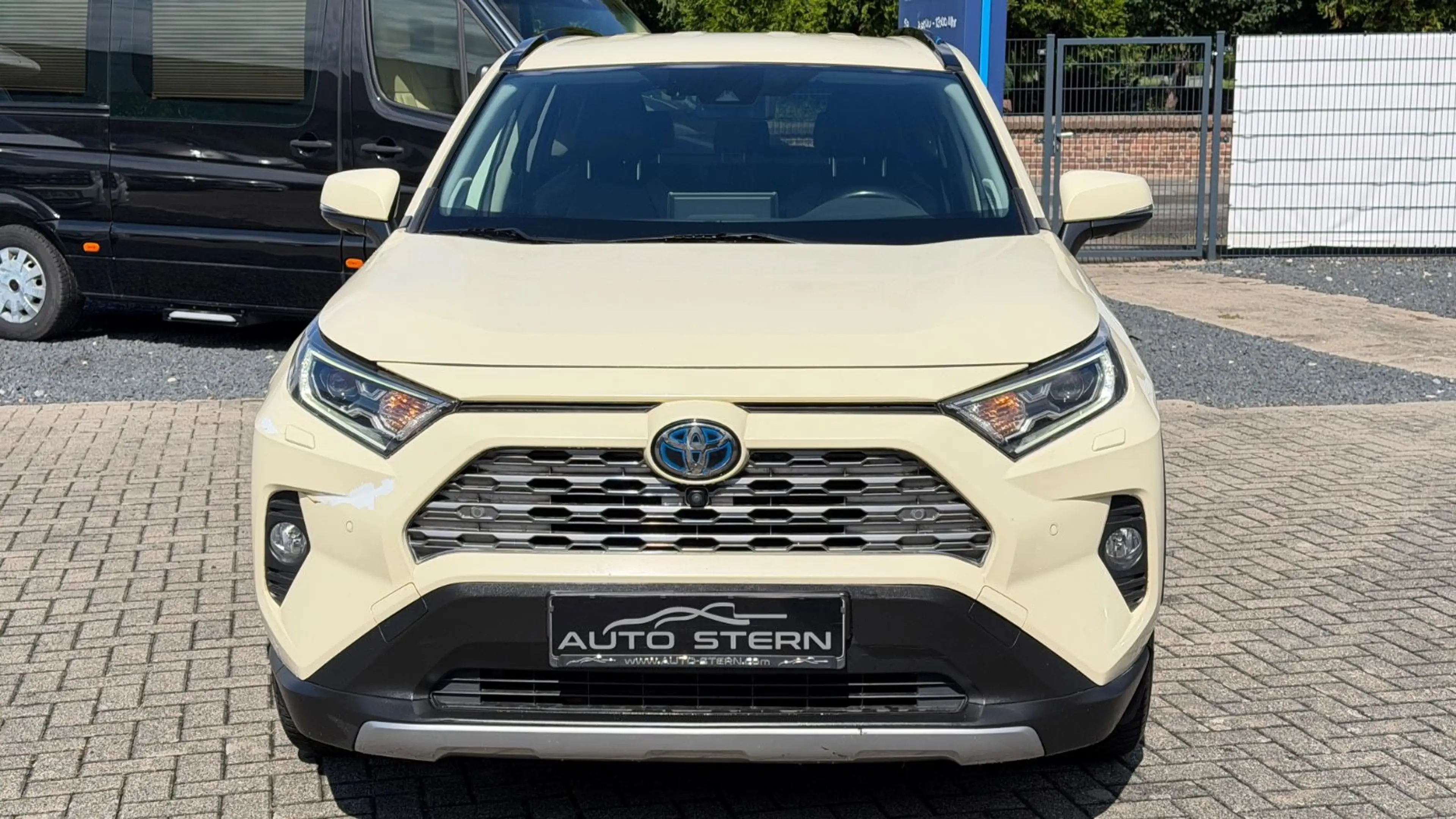Toyota RAV 4 Hybrid 4x2 Lounge LEDER TTW RCAM B-LENKRAD — photo 8