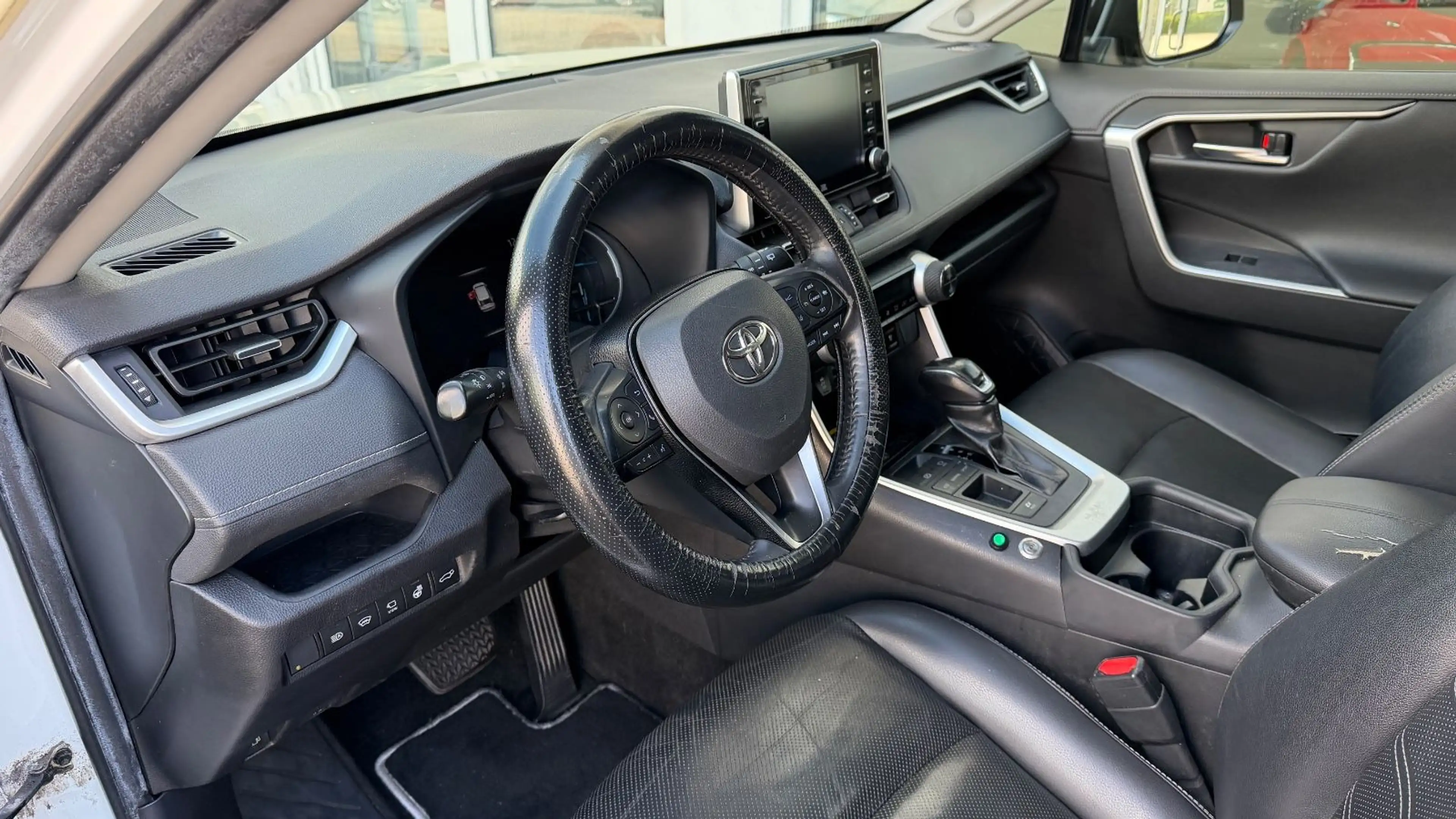Toyota RAV 4 Hybrid 4x2 Lounge LEDER TTW RCAM B-LENKRAD — photo 9