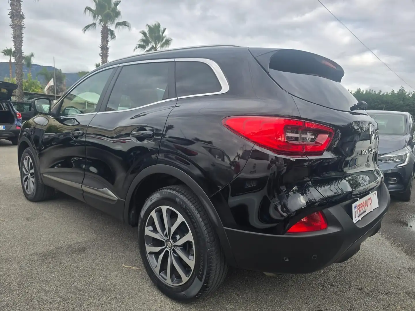 Renault Kadjar 1.5DCI 110CV AUTOMATICA NUOVISSIMA Noir - 2