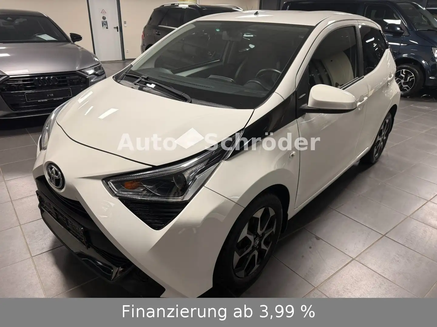 Toyota Aygo AYGO x-style Blanc - 2