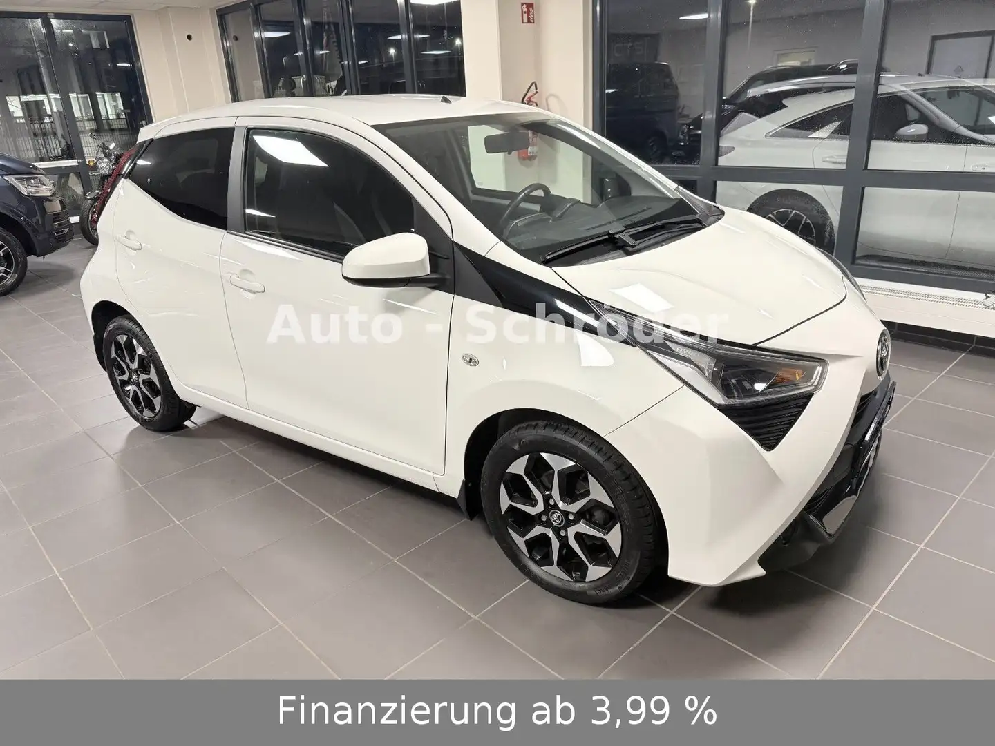 Toyota Aygo AYGO x-style Blanc - 1