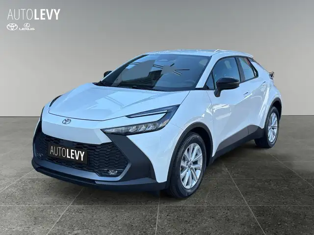 Toyota C-HR view 2
