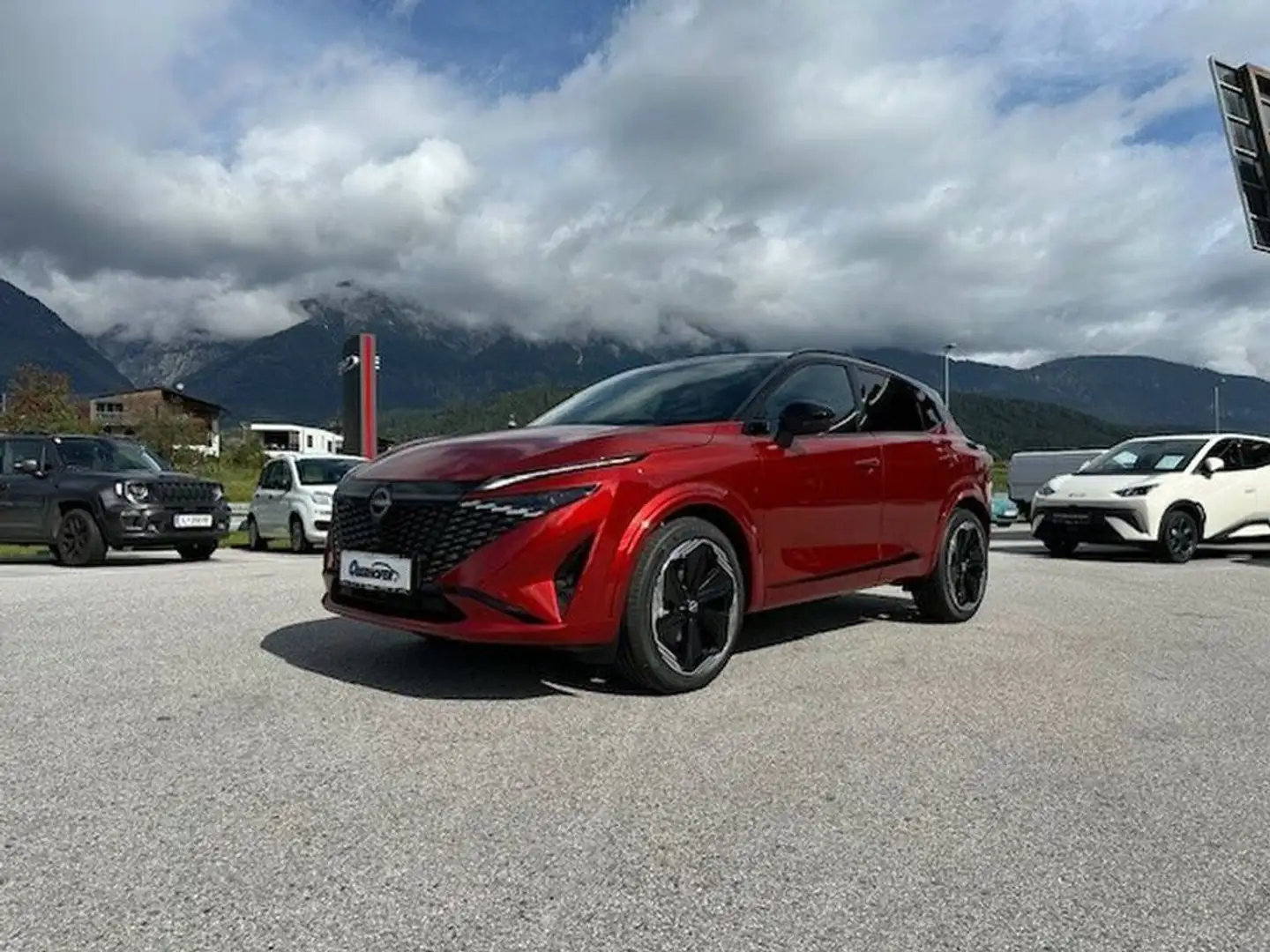 Nissan Qashqai 1,3MHEV 158PS N-Design+ Aut. *37.990.-* Rot - 2