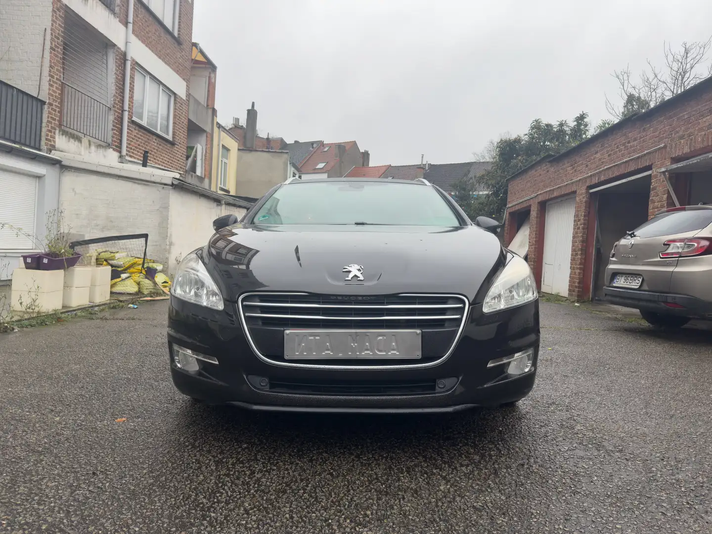 Peugeot 508 Break 2.0 HDi Allure Auto / PANO / NAV / BLUETOOTH Bruin - 2