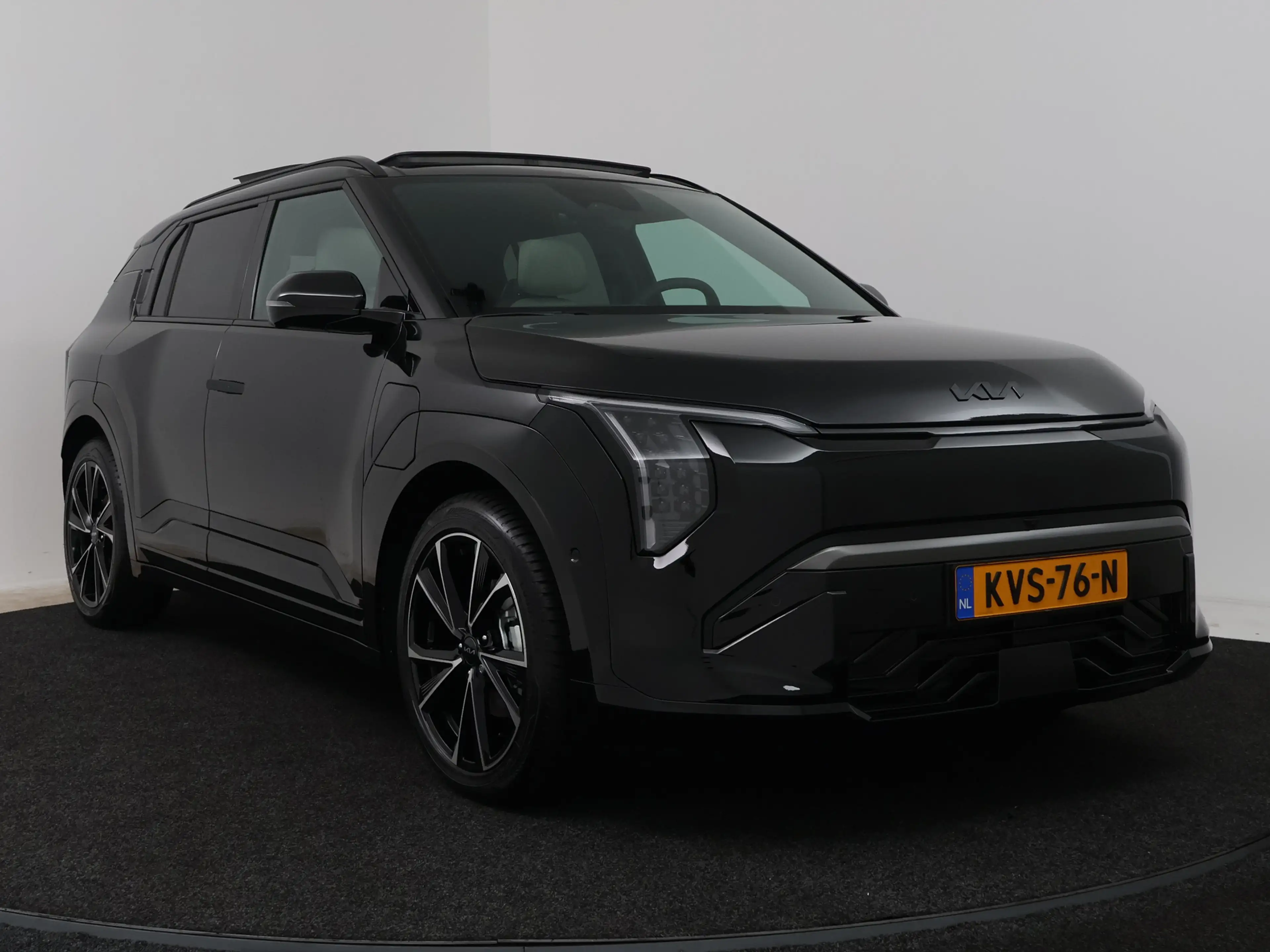 Kia EV3 GT-PlusLine 81.4 kWh | Company Car | 10 Jaar Garan — photo 4