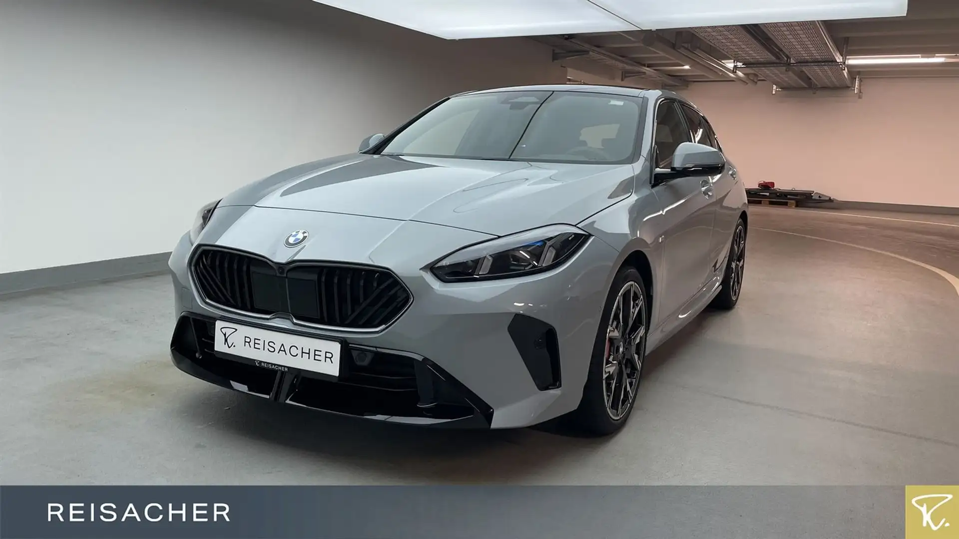 BMW 123 A xDrive M-Sport,M-Sport PRO,DA+,Autom Grau - 1