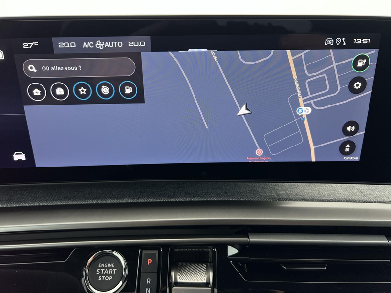 Peugeot 5008 GT Hybrid 1.6*NAVI*SHZ*360°K*uvm — photo 12