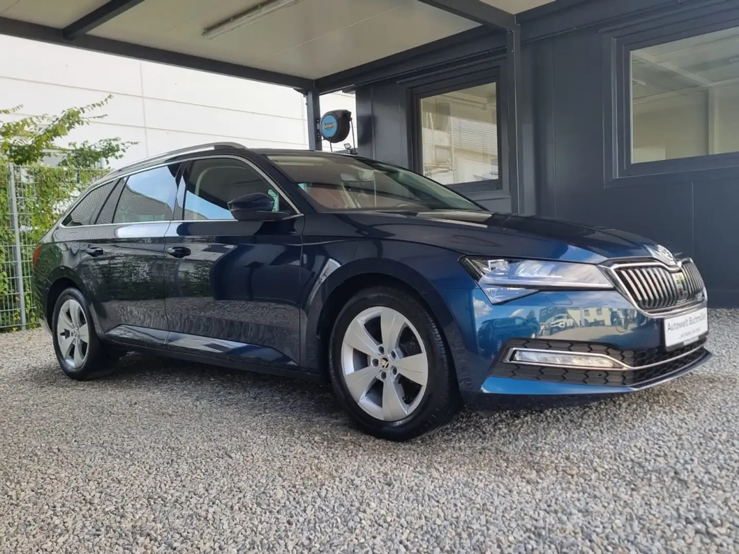 Skoda Superb 2.0 TDI DSG, MATRIX-LED,NAVI,WINTERPAKET Klima Blau - 2