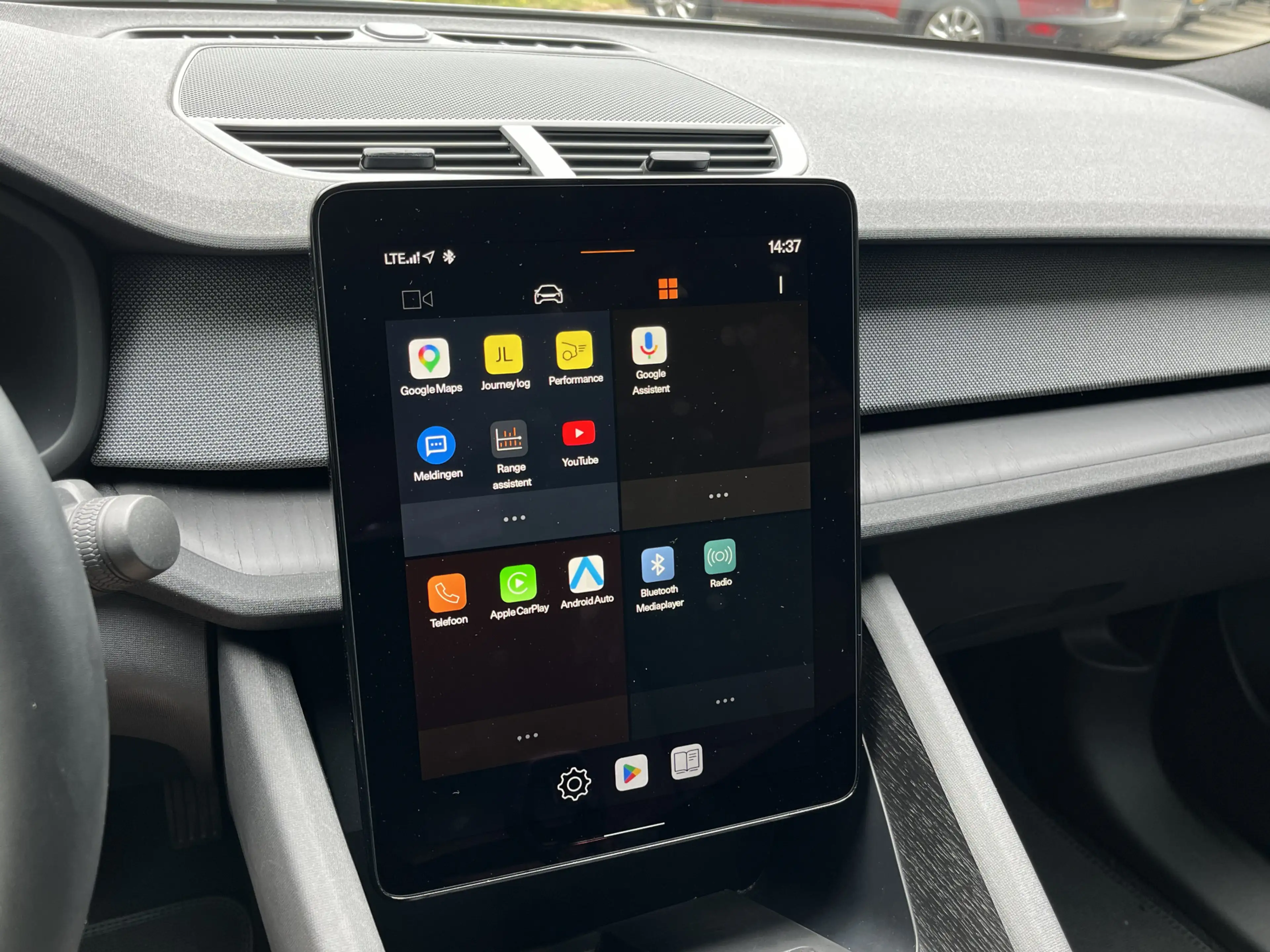 Polestar 2 Standard Range Single Motor 63kWh | ACC | CAM | CA — photo 8