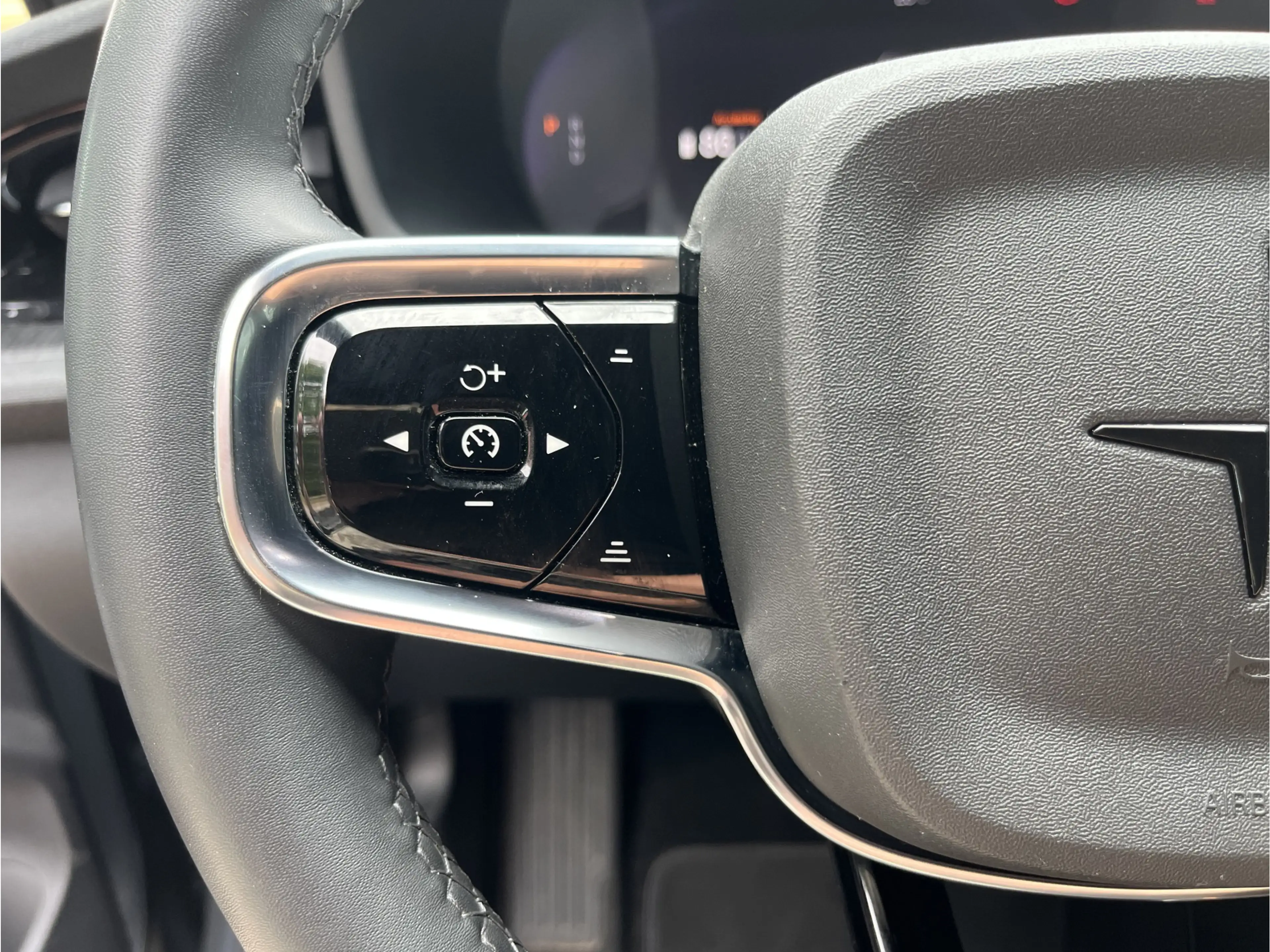 Polestar 2 Standard Range Single Motor 63kWh | ACC | CAM | CA — photo 15