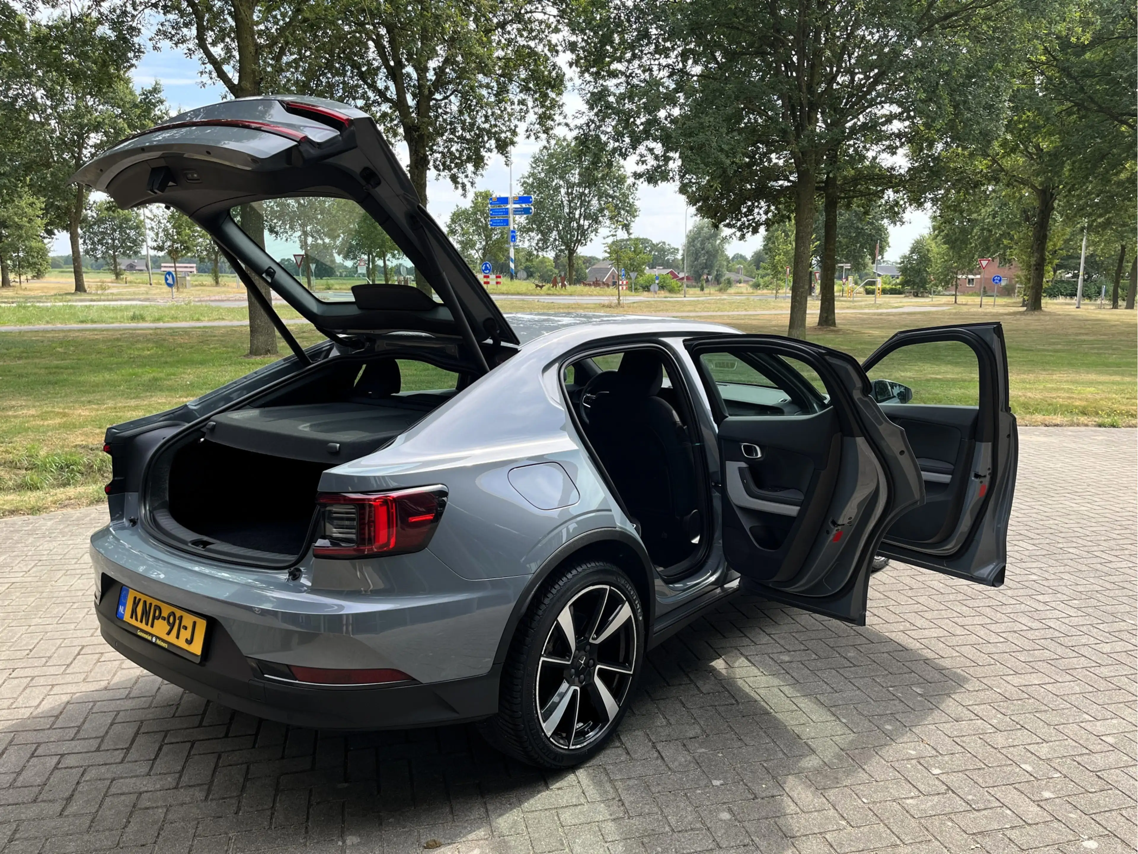 Polestar 2 Standard Range Single Motor 63kWh | ACC | CAM | CA — photo 29