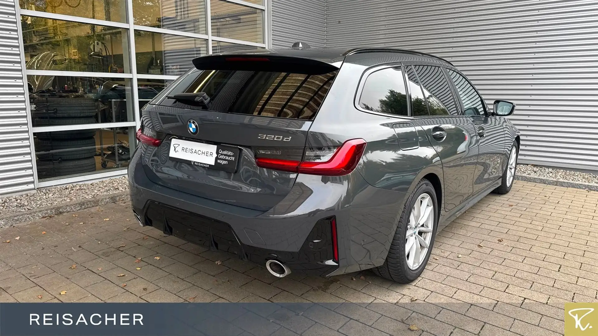 BMW 320 dA Touring M-Sport Navi HUD 360° ACC adLED Grau - 2