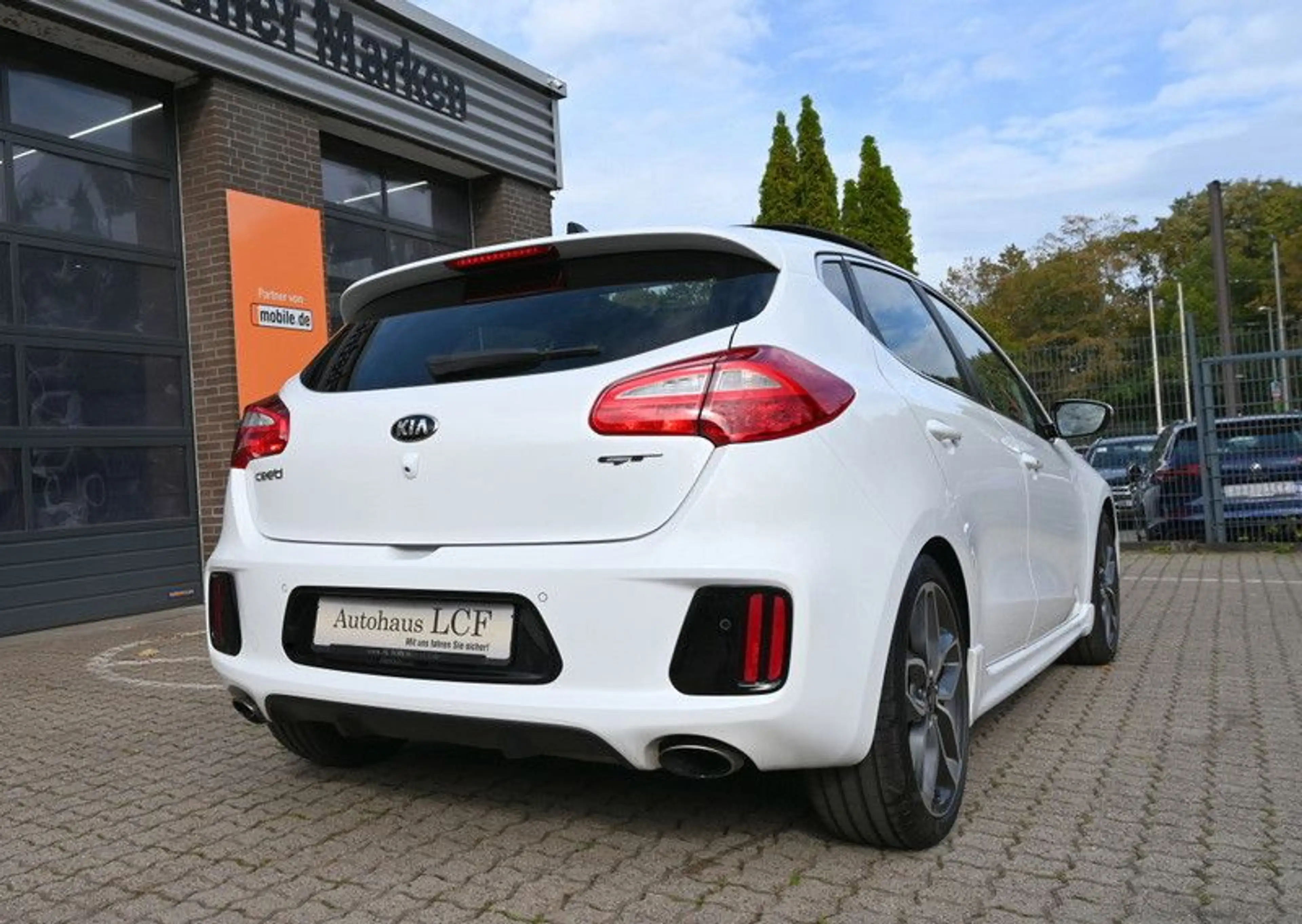 Kia Ceed / cee'd Ceed GT-Track Kamera Navi Xenon 2.Hd — photo 7