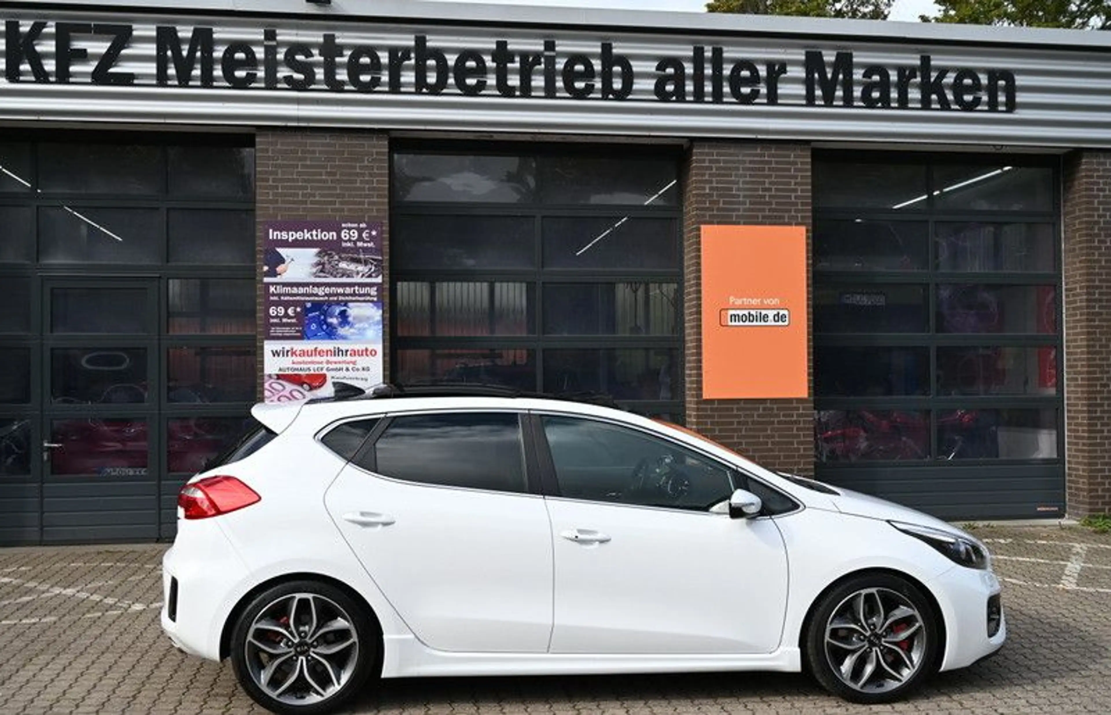 Kia Ceed / cee'd Ceed GT-Track Kamera Navi Xenon 2.Hd — photo 5