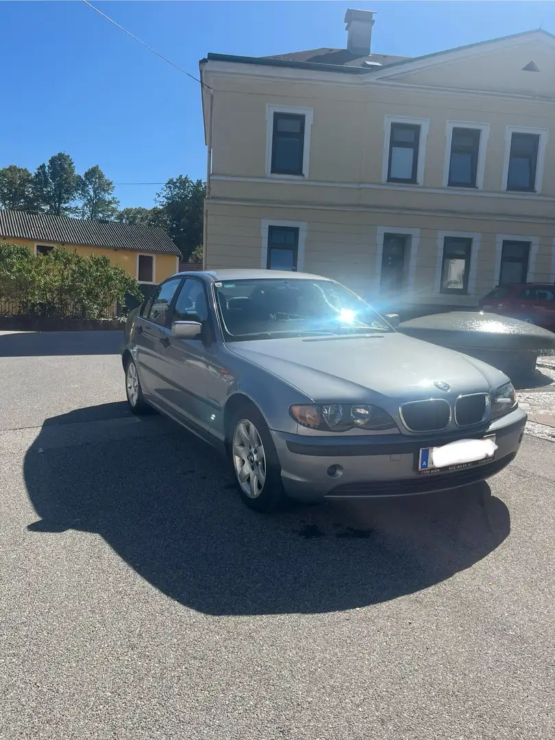 BMW 318 318i - 2