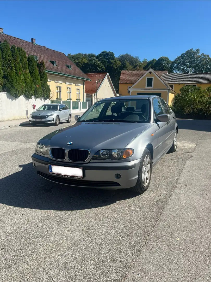 BMW 318 318i - 1