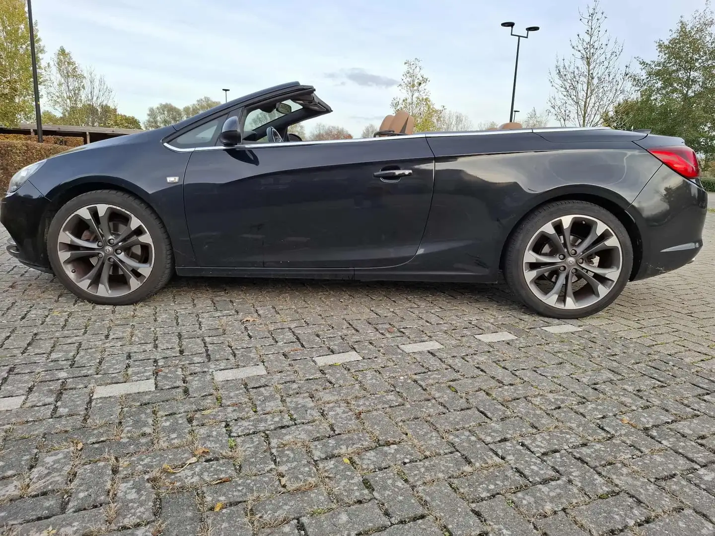 Opel Cascada Cascada 1.4 Turbo Start/StopUltimate Noir - 1