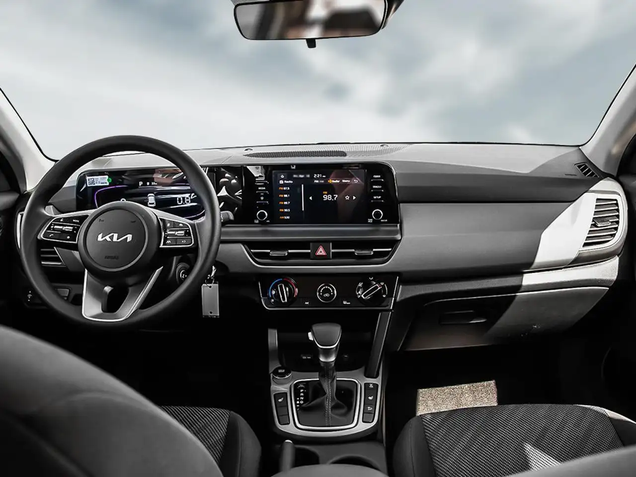 Kia Seltos снимка Kia Seltos