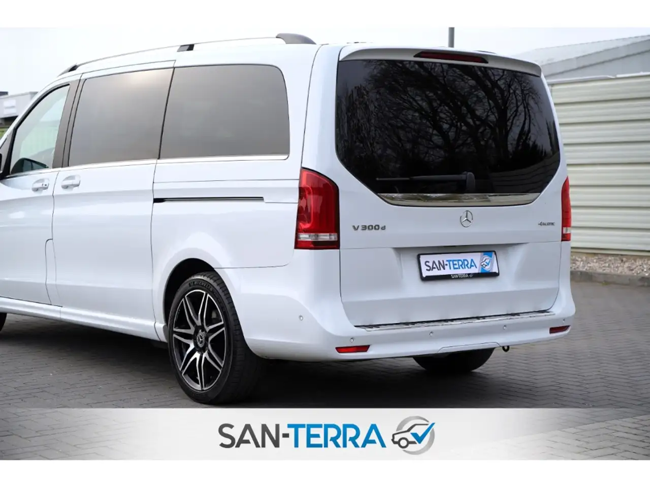 2022 Mercedes-Benz V 300 d AVANTGARDE AMG 4M MBUX*AIRMATIC*360-KAMERA*BURME, photograph 11