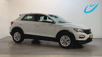 1.0 TSI Style Navigatie Parkeersensoren DAB+ App-C