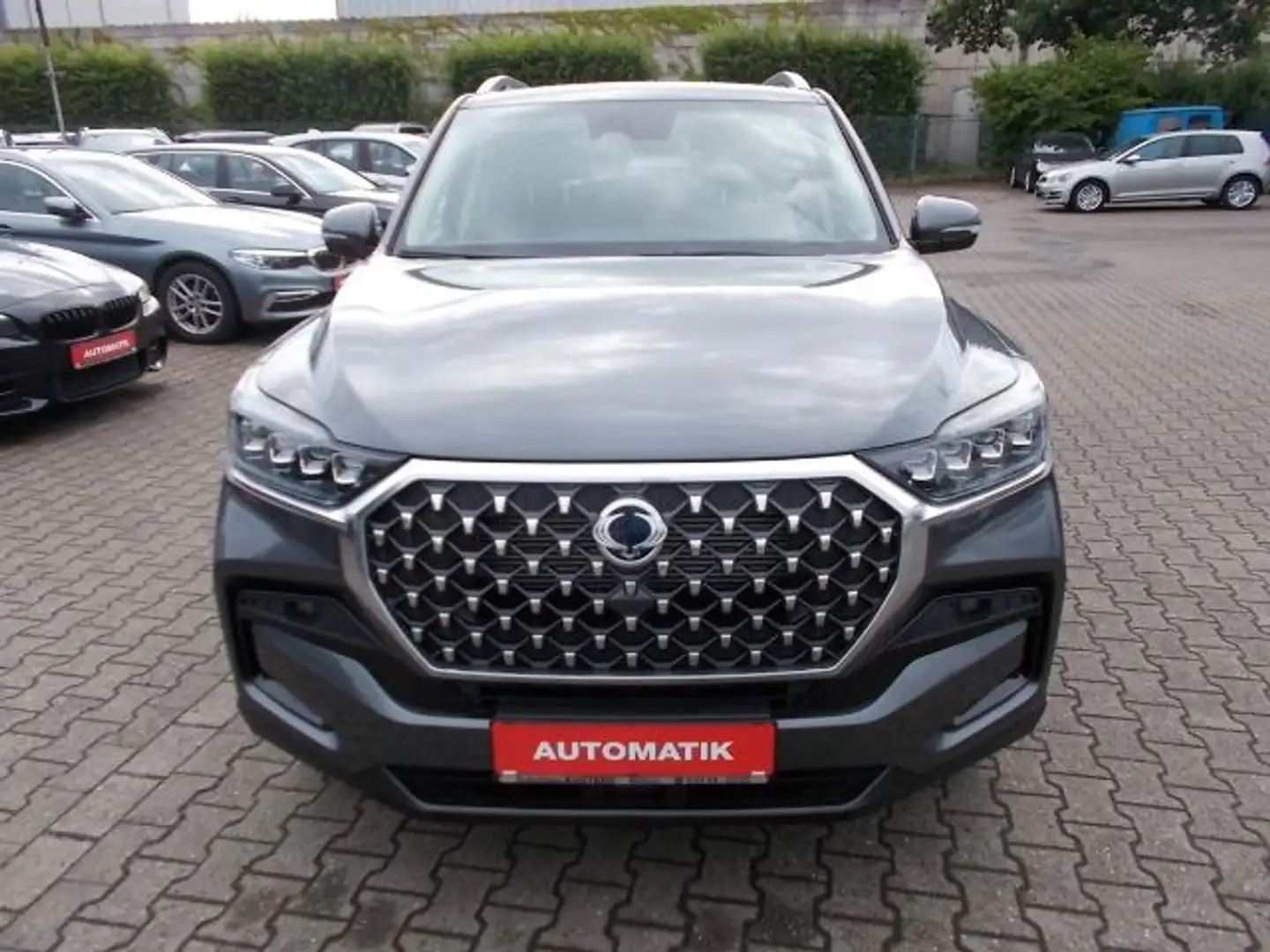 SsangYong Rexton Sapphire 4WD, AHK 3.500 KG, ATM Grau - 2