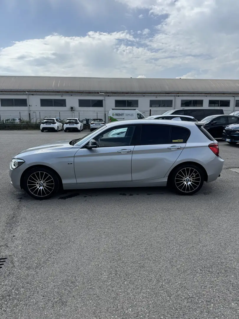 BMW 120 120d 5p Sport - 2