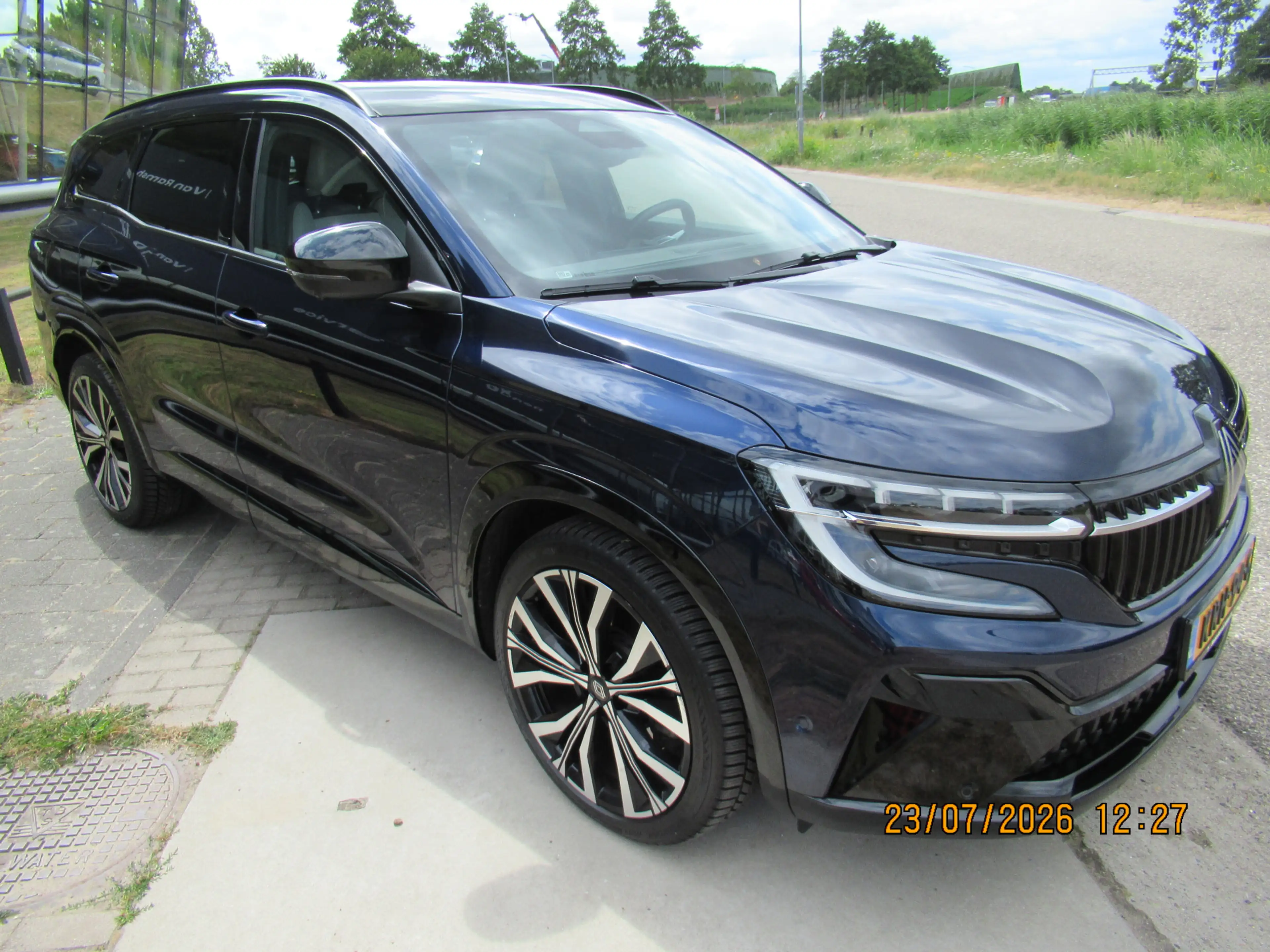 Renault Espace E-Tech full hybrid 200 iconic 7p. Panorama/ Harmon — photo 6