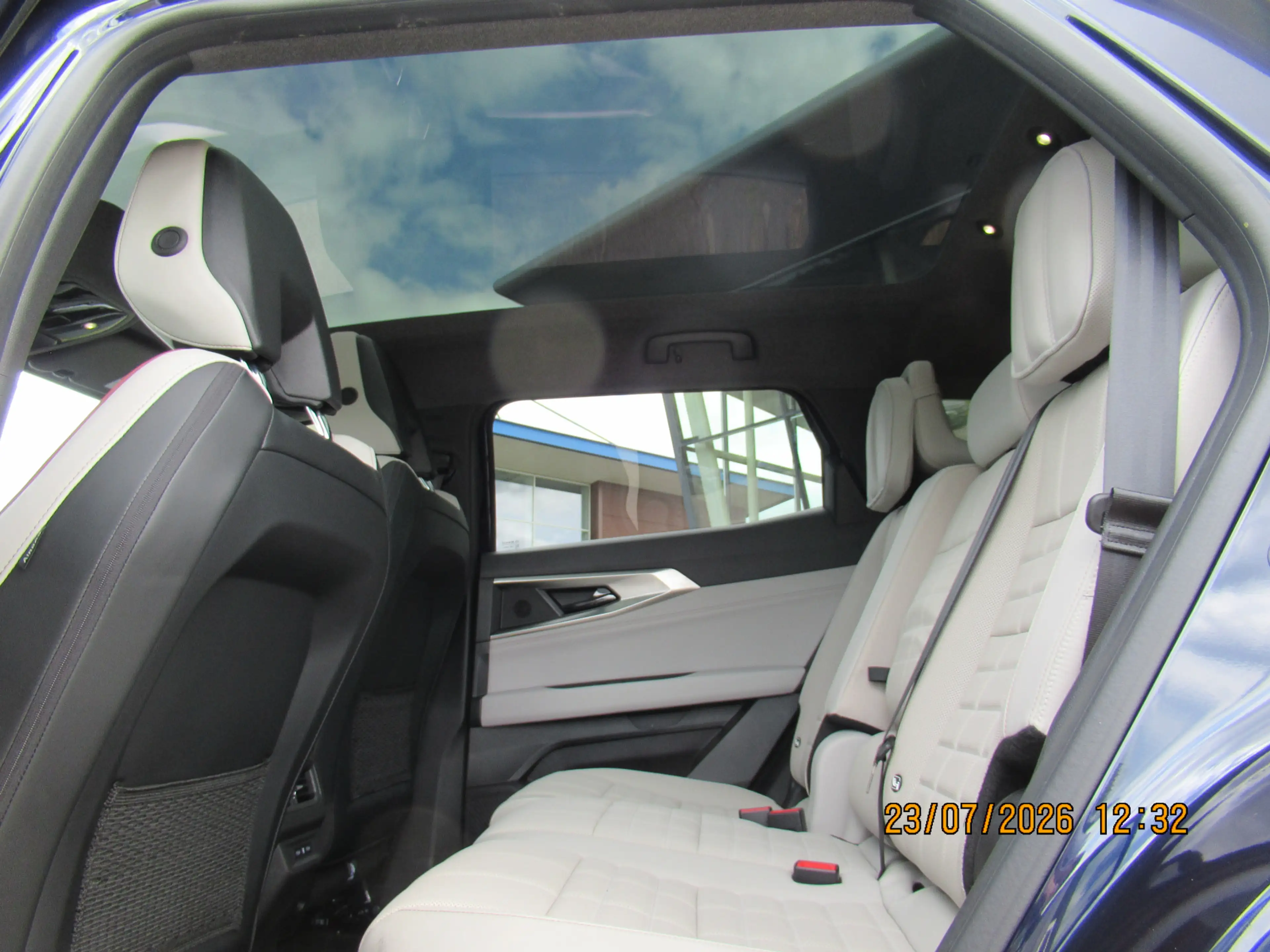 Renault Espace E-Tech full hybrid 200 iconic 7p. Panorama/ Harmon — photo 26
