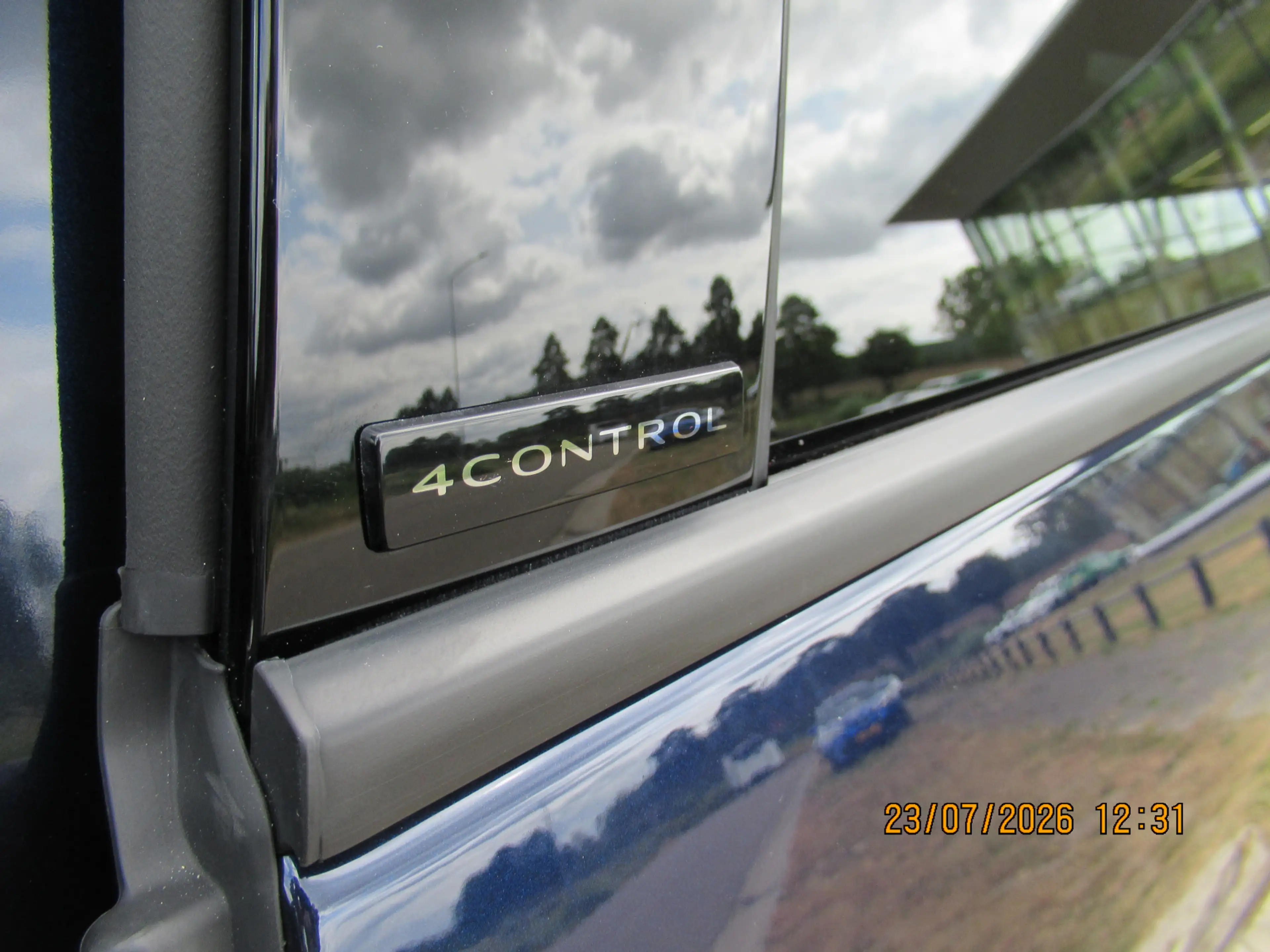 Renault Espace E-Tech full hybrid 200 iconic 7p. Panorama/ Harmon — photo 24