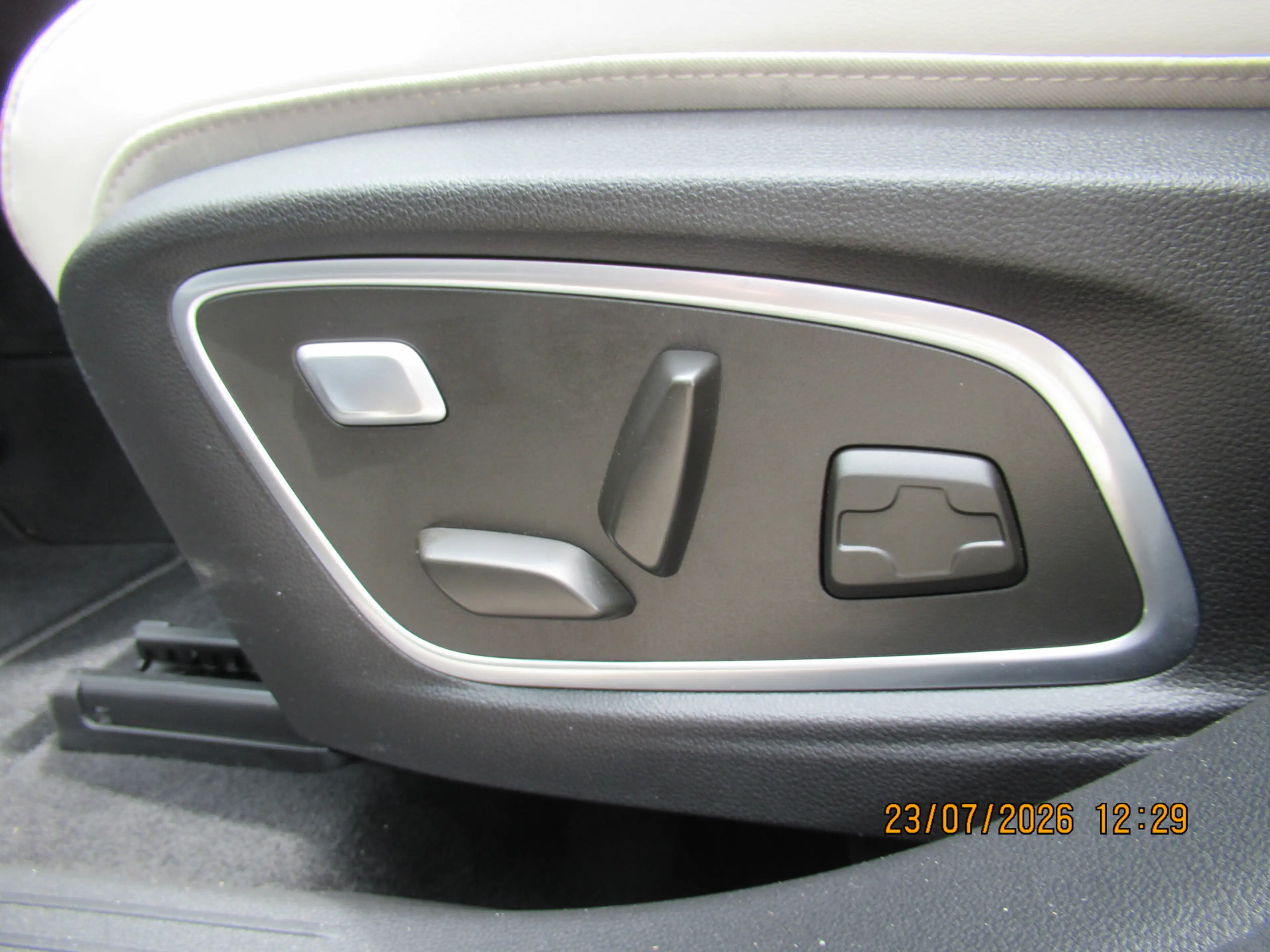 Renault Espace E-Tech full hybrid 200 iconic 7p. Panorama/ Harmon — photo 15