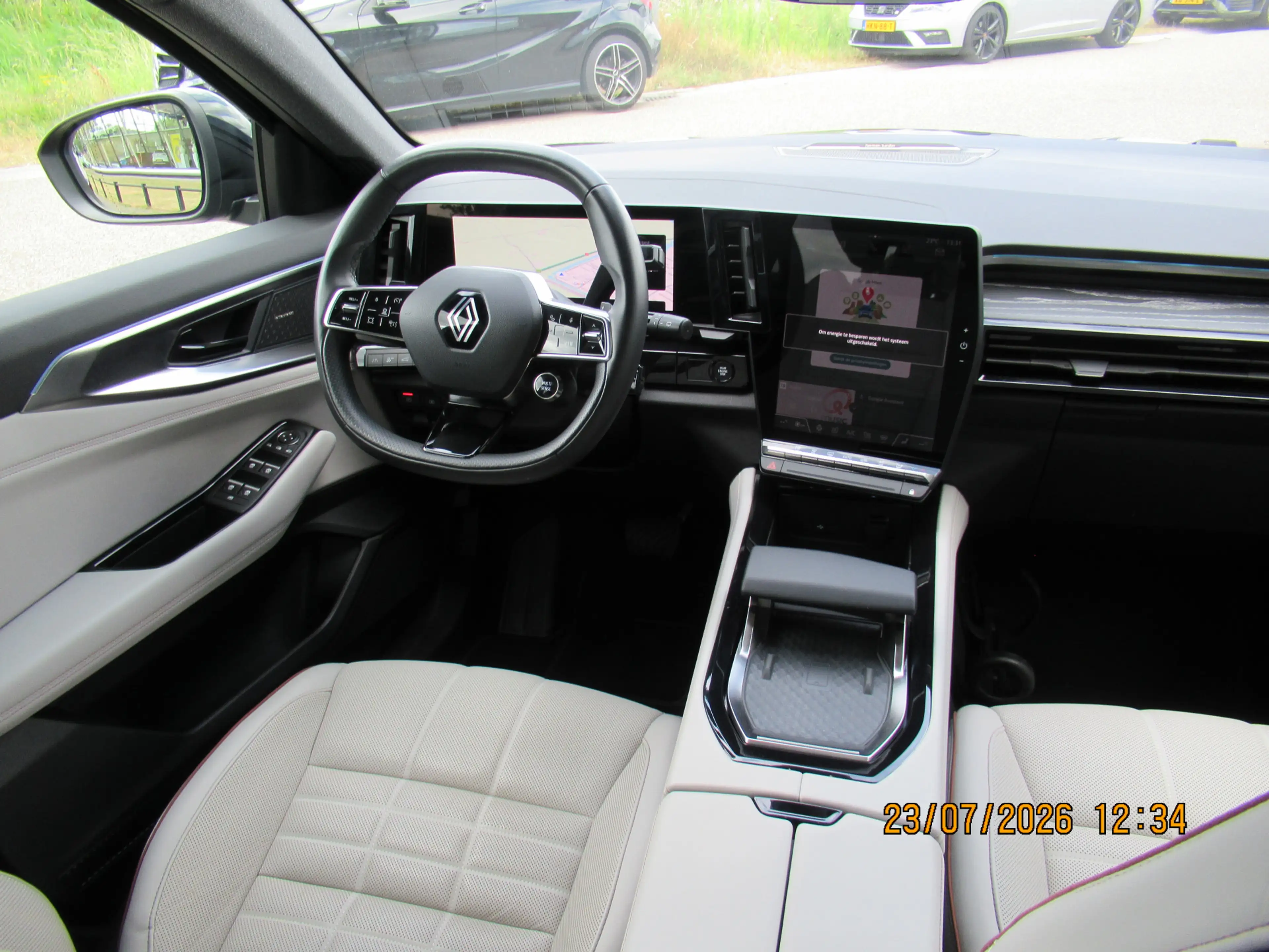 Renault Espace E-Tech full hybrid 200 iconic 7p. Panorama/ Harmon — photo 33