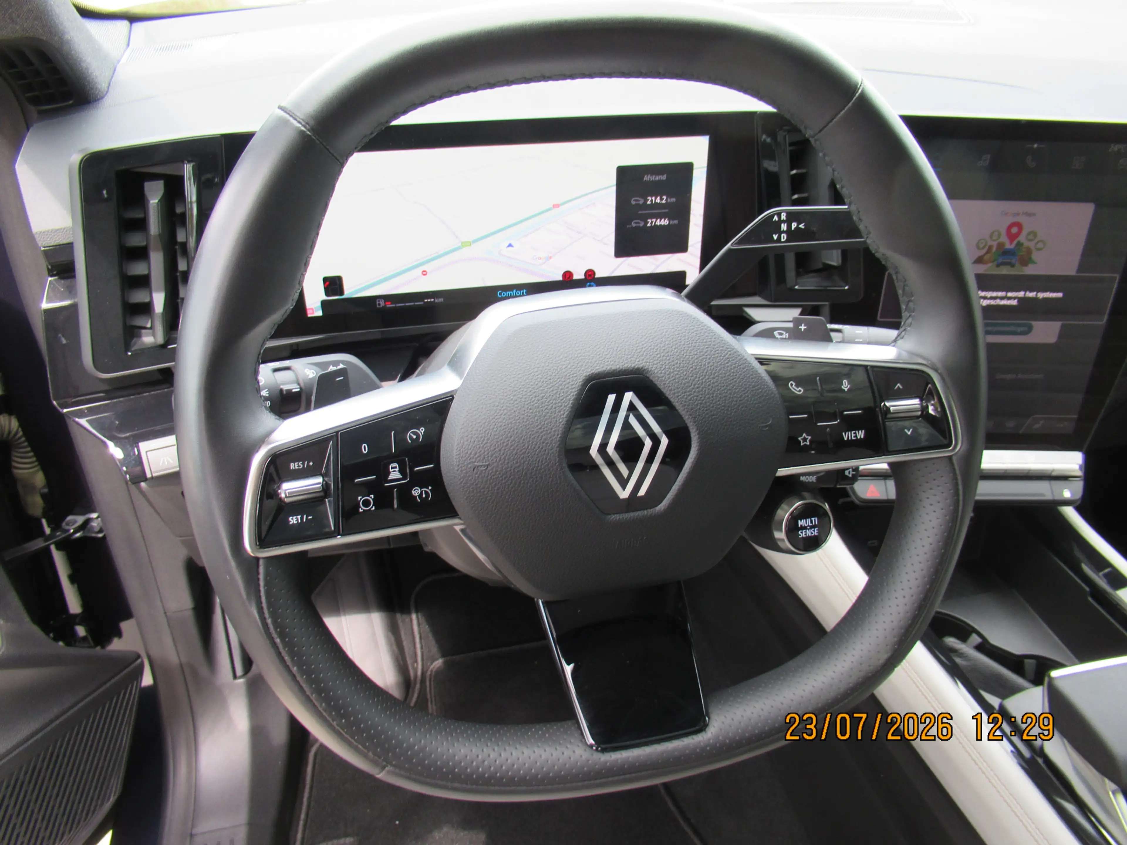 Renault Espace E-Tech full hybrid 200 iconic 7p. Panorama/ Harmon — photo 14