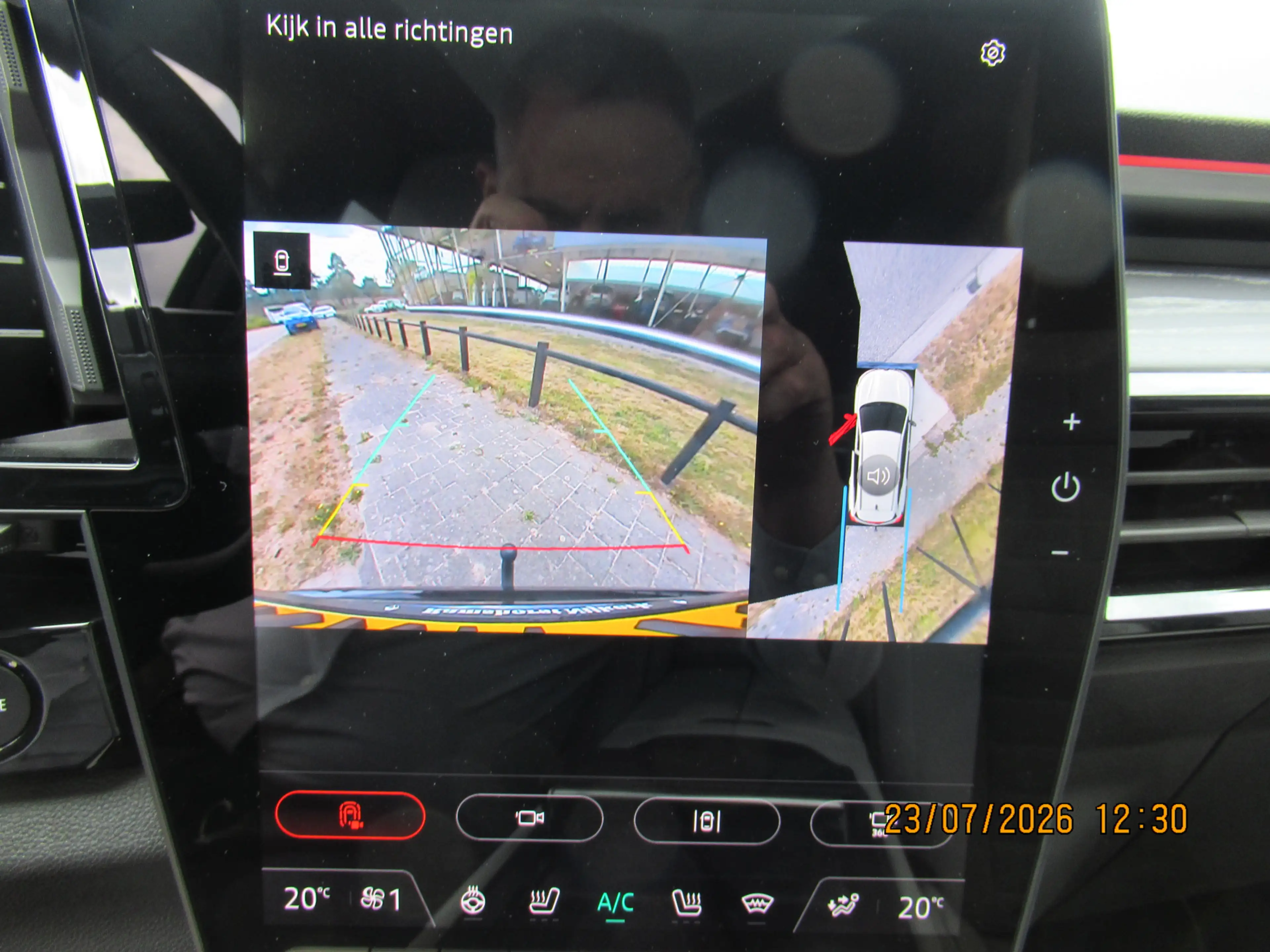 Renault Espace E-Tech full hybrid 200 iconic 7p. Panorama/ Harmon — photo 19