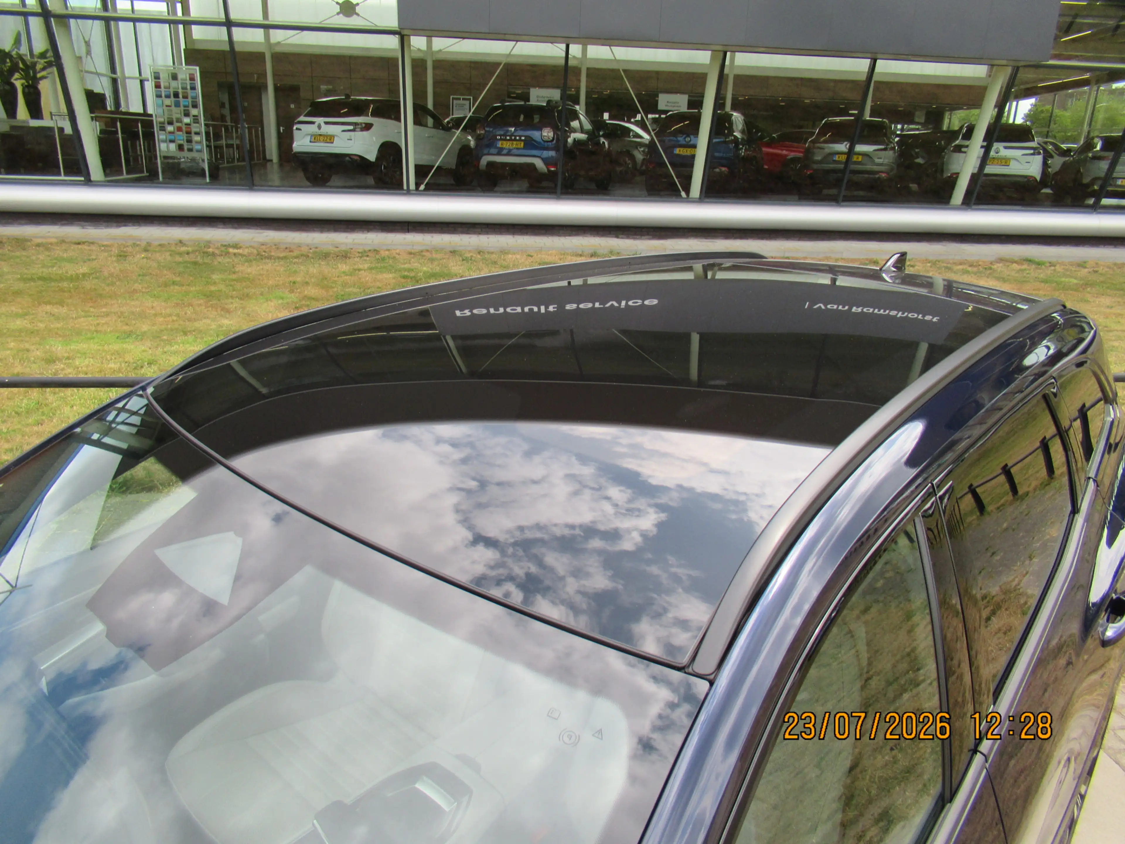 Renault Espace E-Tech full hybrid 200 iconic 7p. Panorama/ Harmon — photo 10