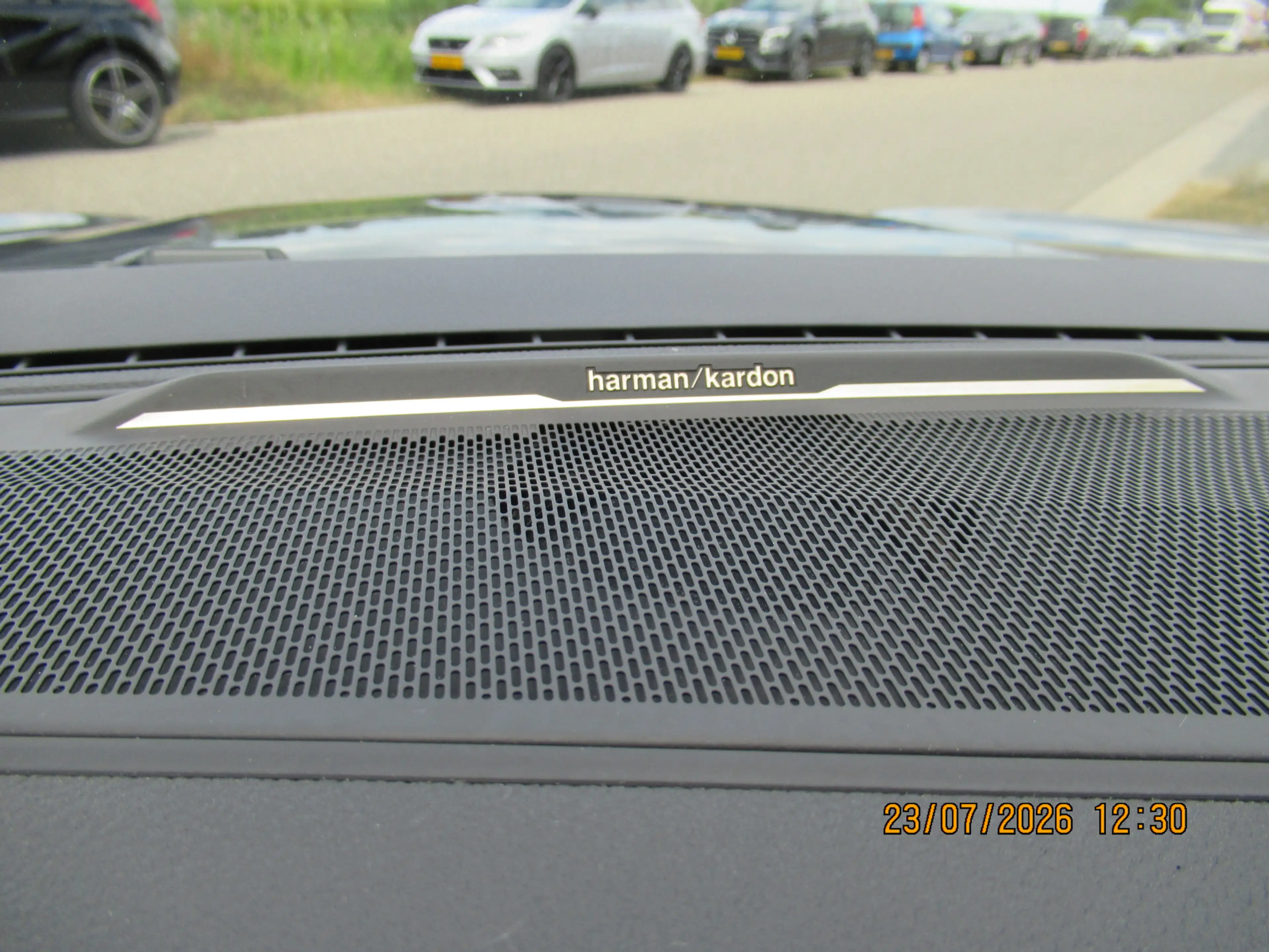 Renault Espace E-Tech full hybrid 200 iconic 7p. Panorama/ Harmon — photo 22