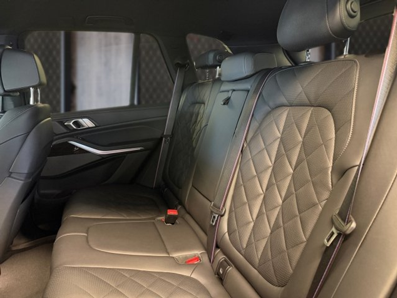 BMW X5 xDrive50e G05 XB1 — photo 12