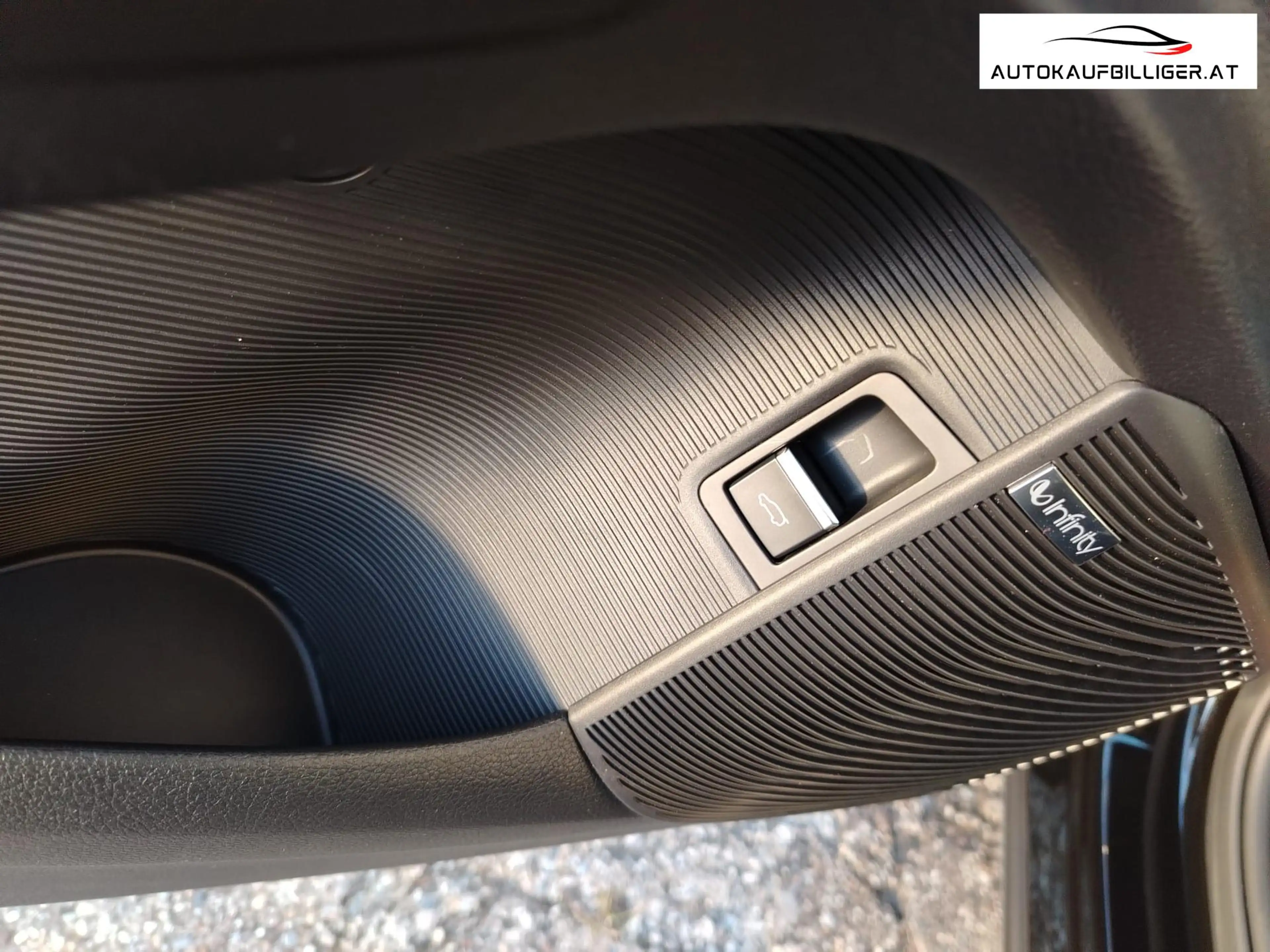 BYD Seal U DM-i Comfort 26,6kwh *Österreich-Paket**in Anli... — photo 14