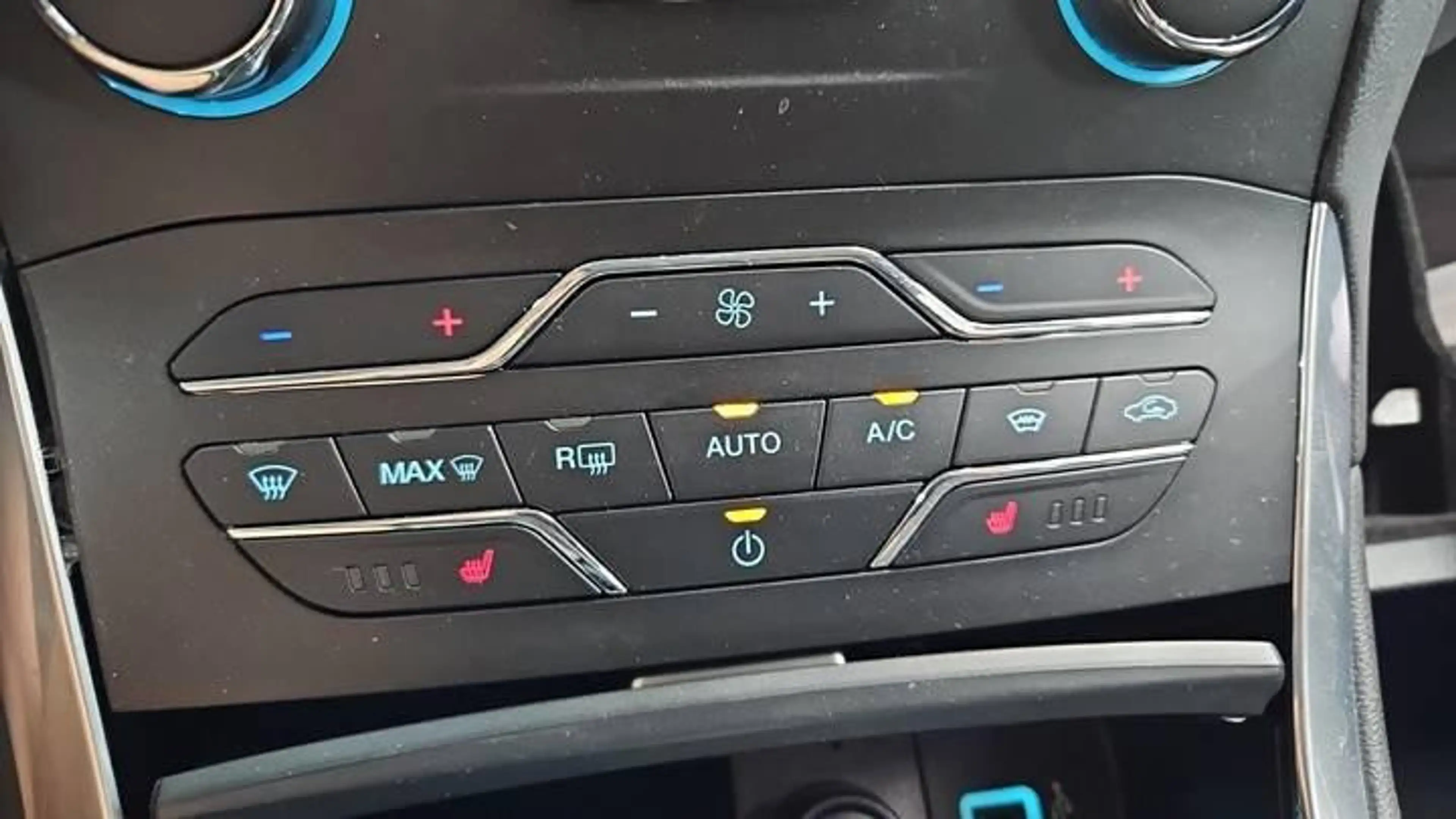 Ford S-Max S-MAX Hybrid Titanium 7-Sitzer · LED · Navi · Kame — photo 12