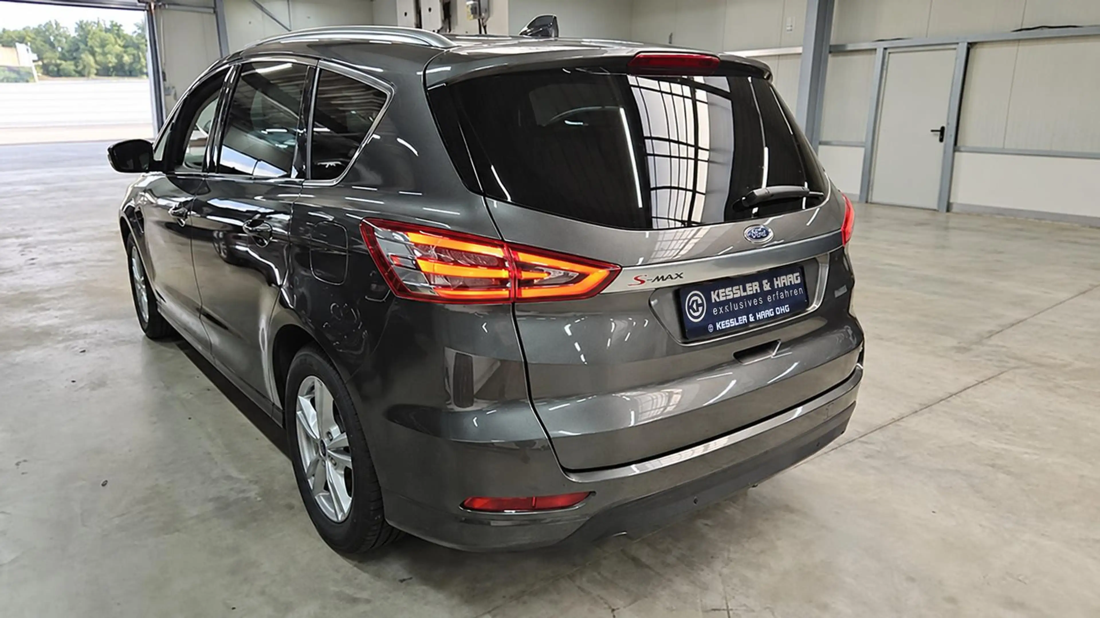 Ford S-Max S-MAX Hybrid Titanium 7-Sitzer · LED · Navi · Kame — photo 3