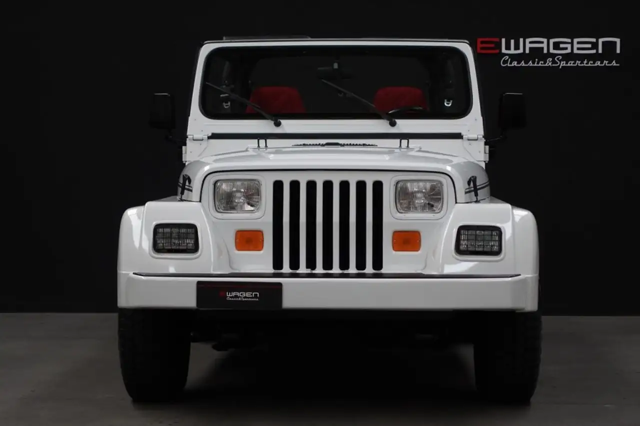 Jeep Wrangler YJ 4.0 Renegade, foto 2