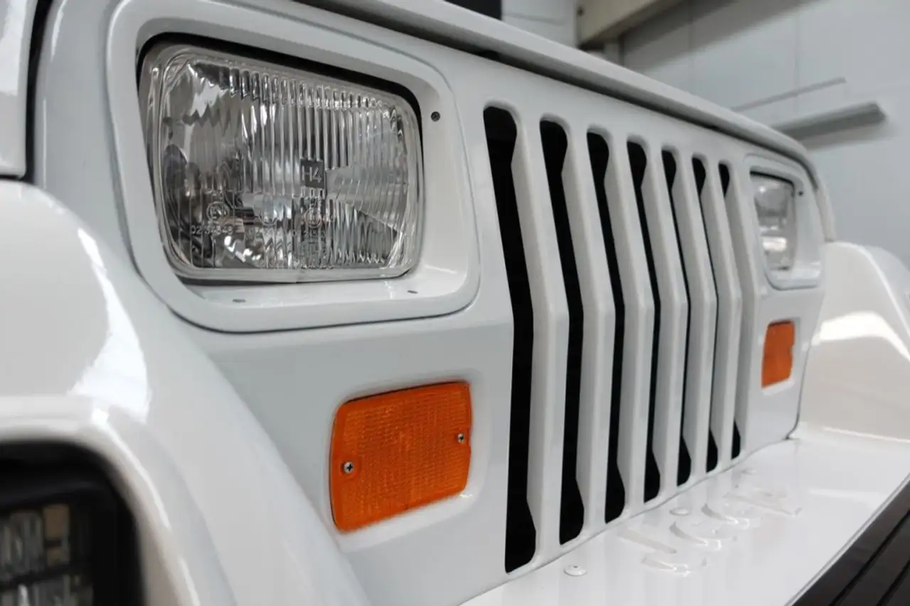 Jeep Wrangler YJ 4.0 Renegade, foto 10
