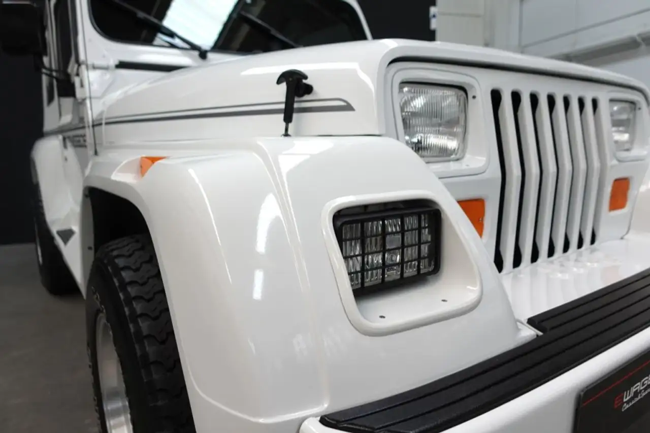 Jeep Wrangler YJ 4.0 Renegade, foto 9