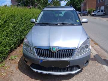 Roomster 1.6 CR TDi Ambiente DPF