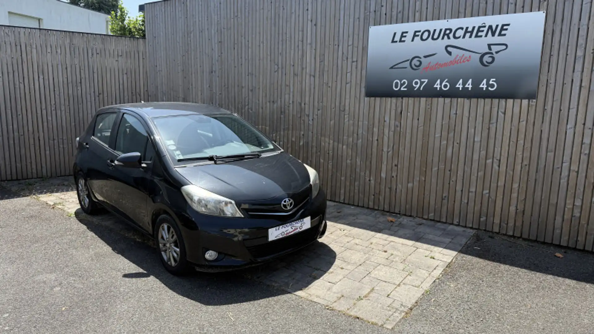 Toyota Yaris 100 VVT-I DYNAMIC 5P Noir - 1