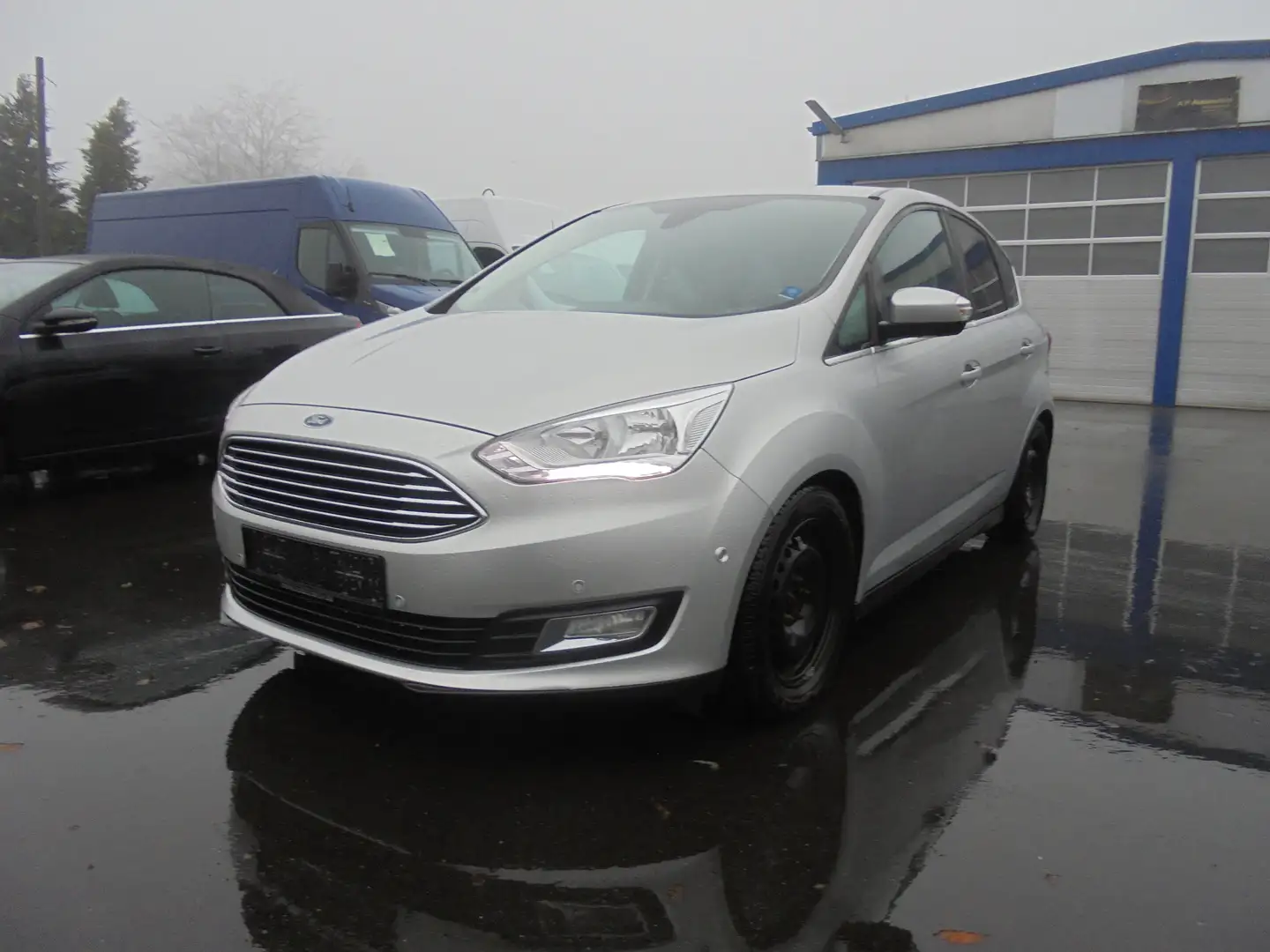 Ford C-Max Titanium Silber - 1